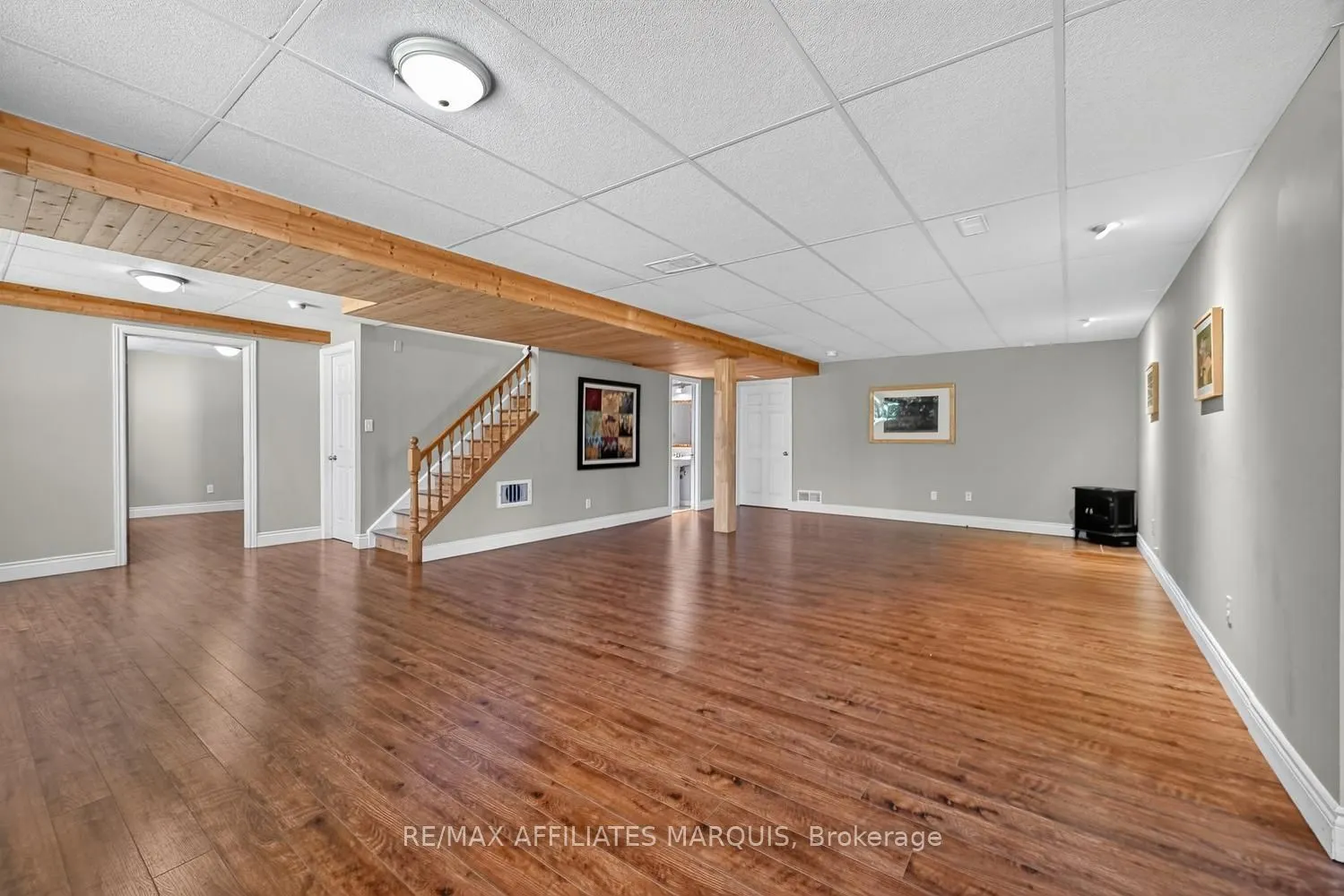 240 Noonan Road S