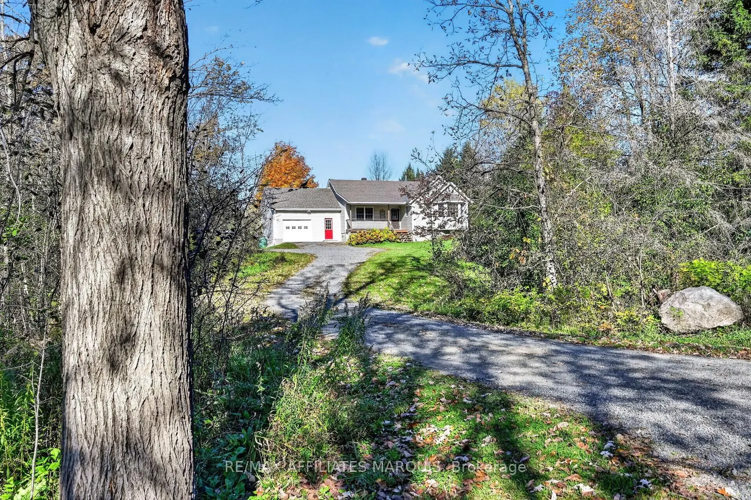 240 Noonan Road S