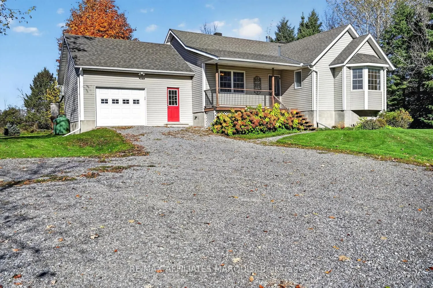 240 Noonan Road S