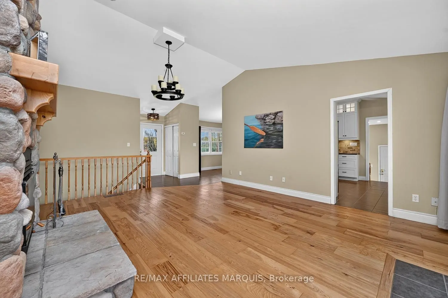 240 Noonan Road S