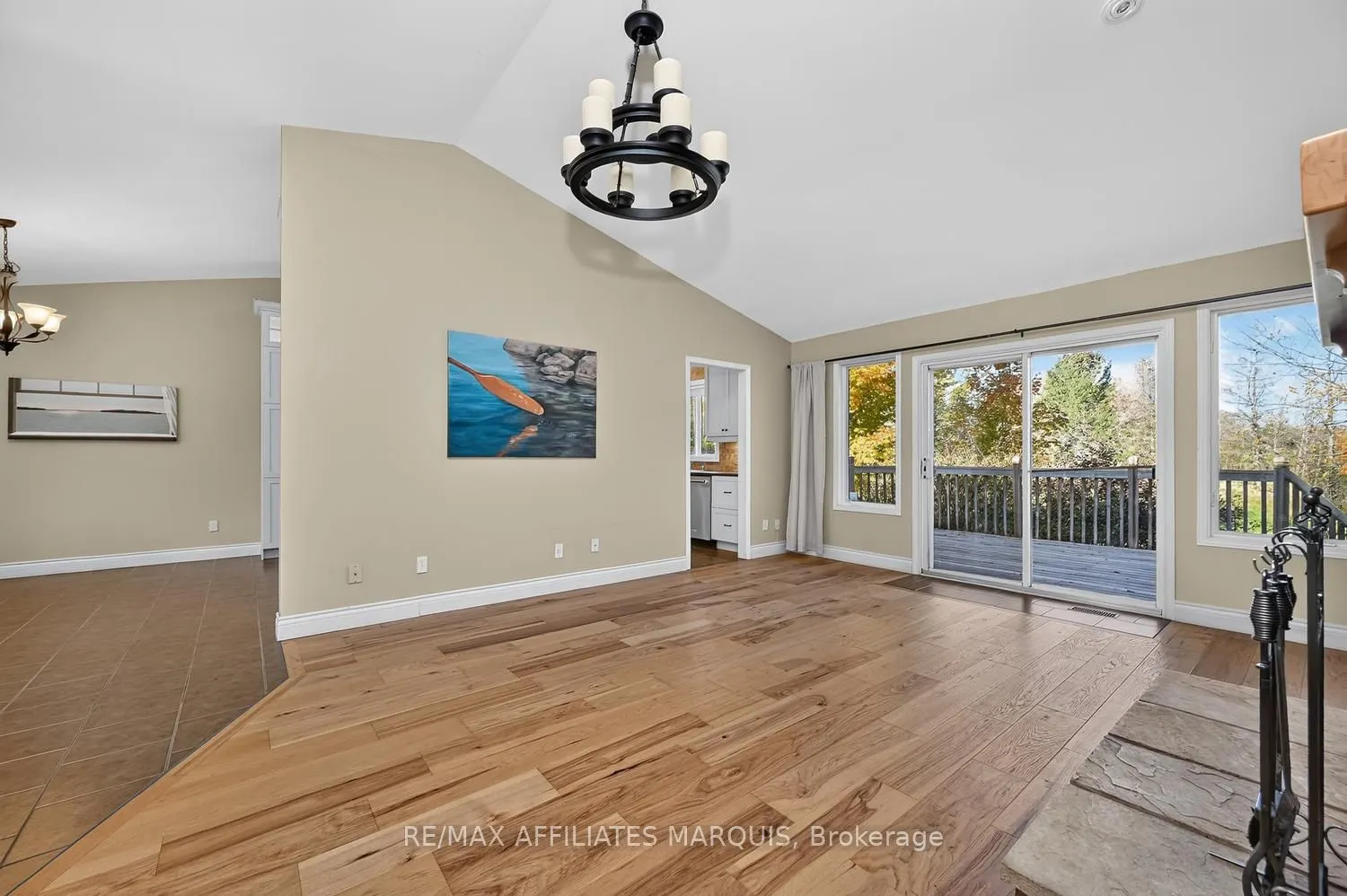 240 Noonan Road S