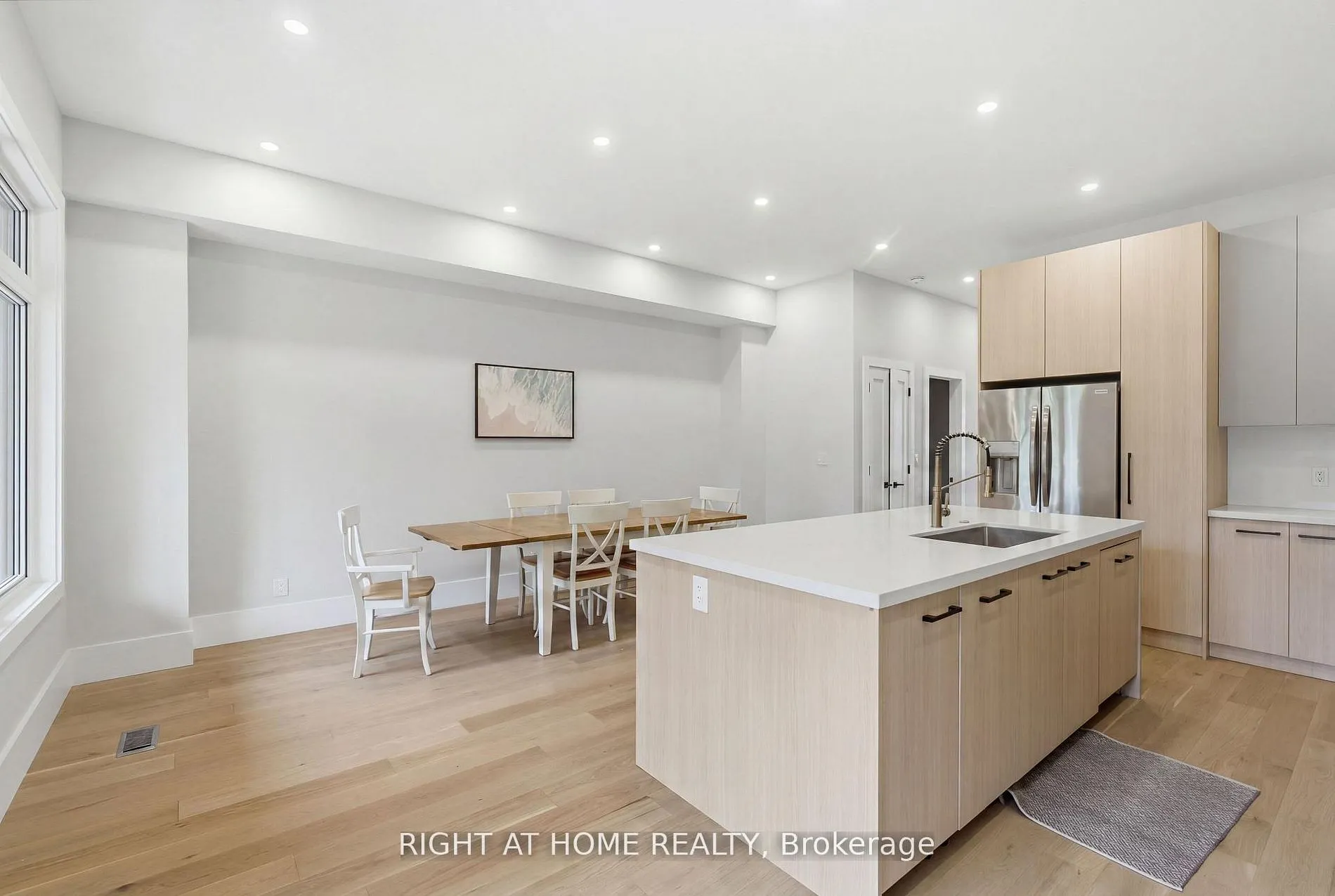 79B River Street