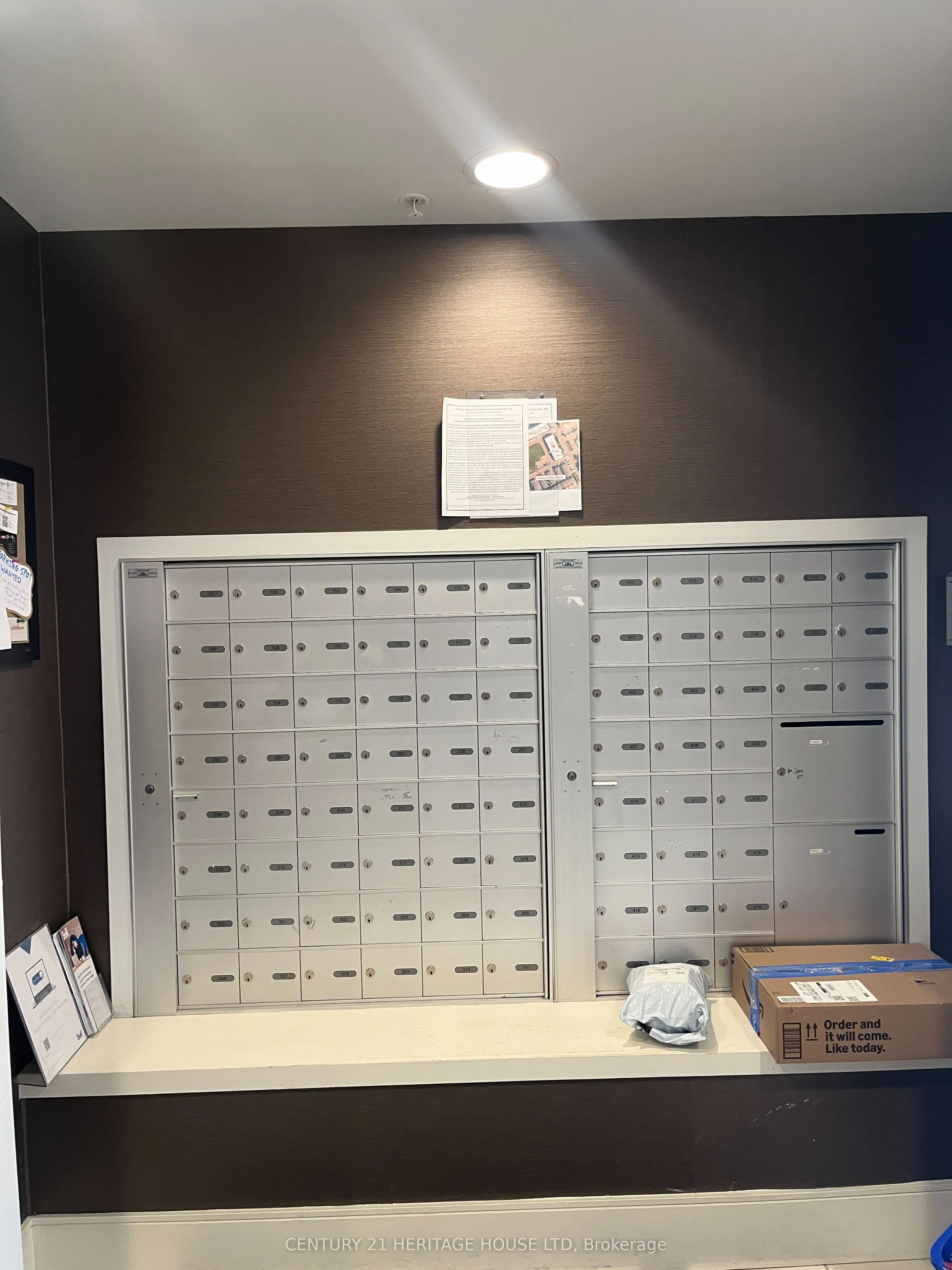 155 St Leger Street #402