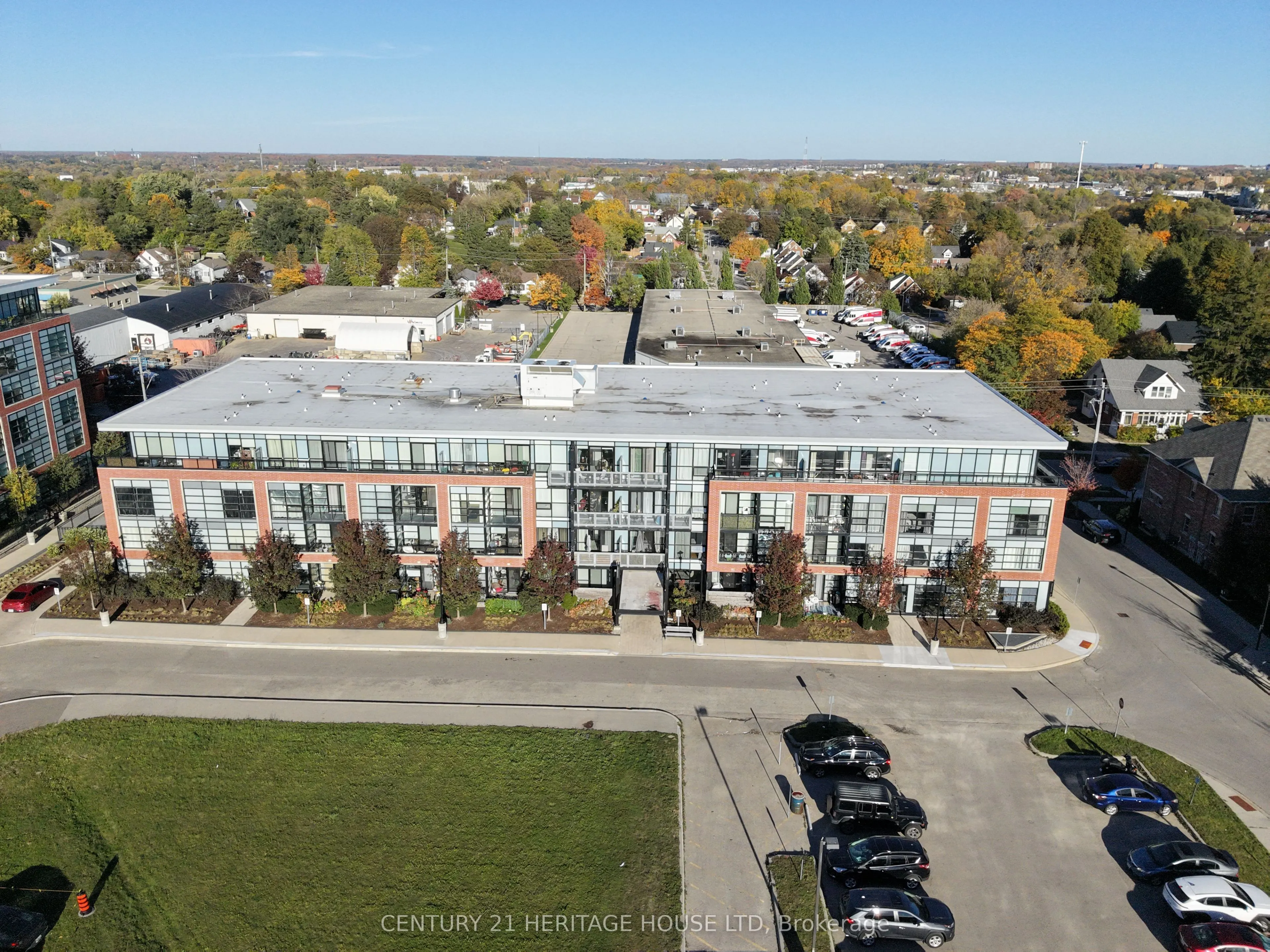 155 St Leger Street #402