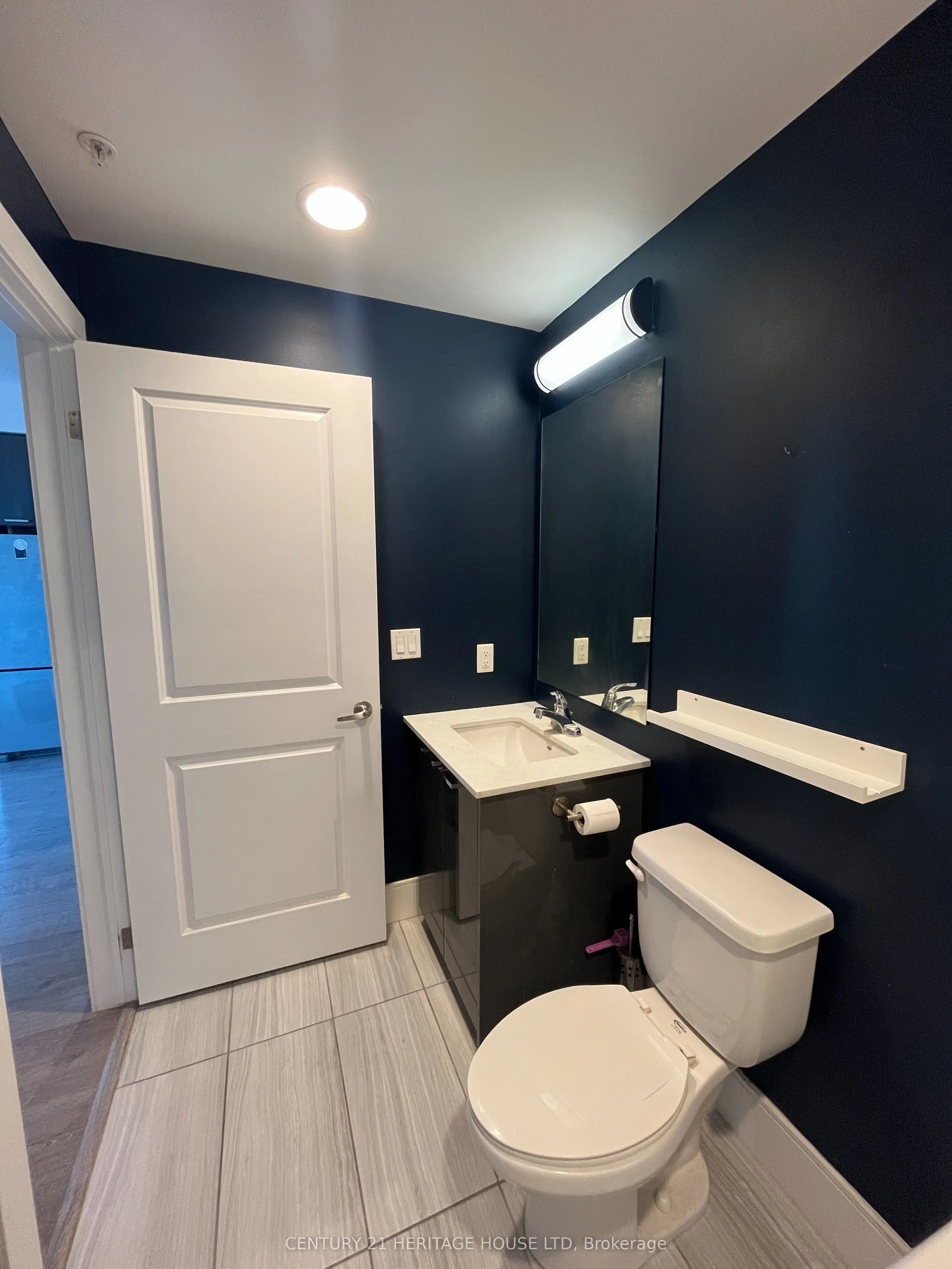 155 St Leger Street #402