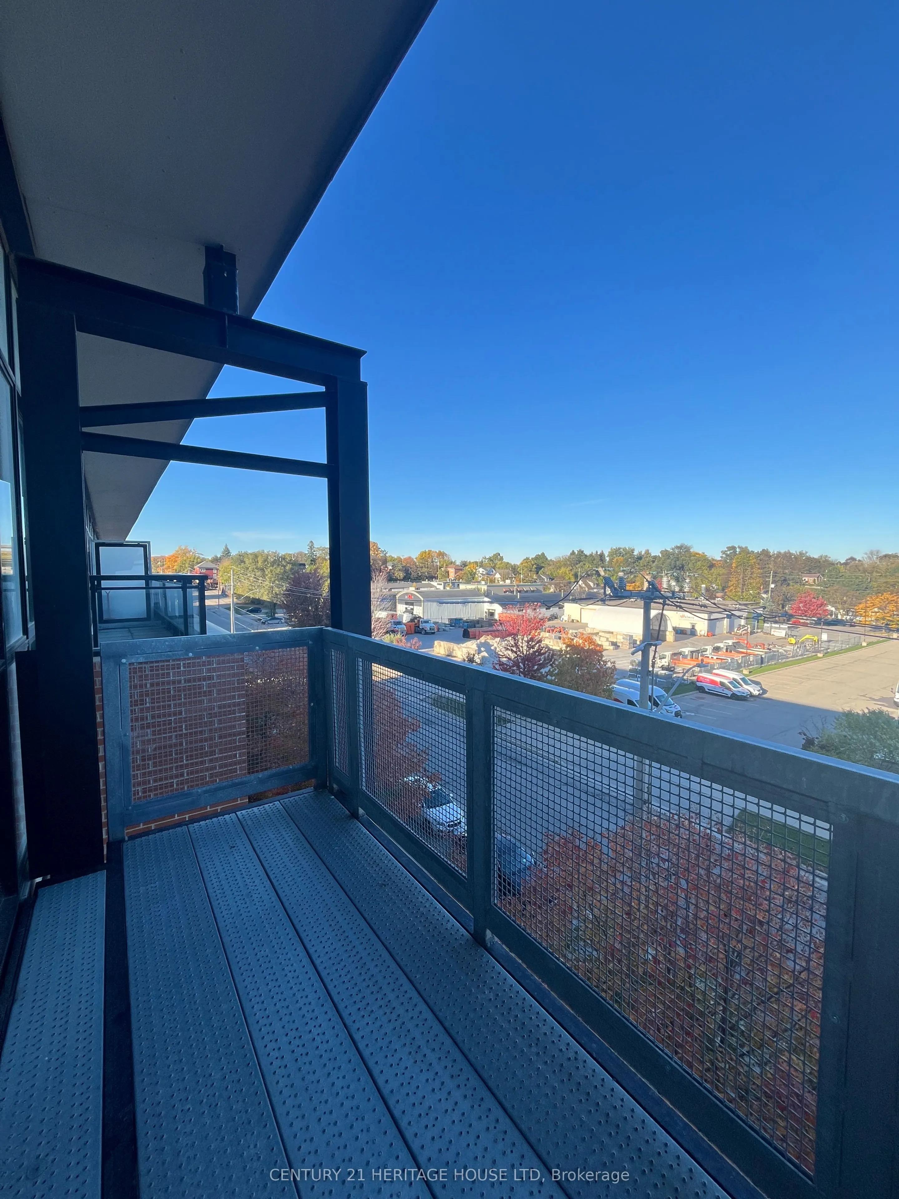 155 St Leger Street #402