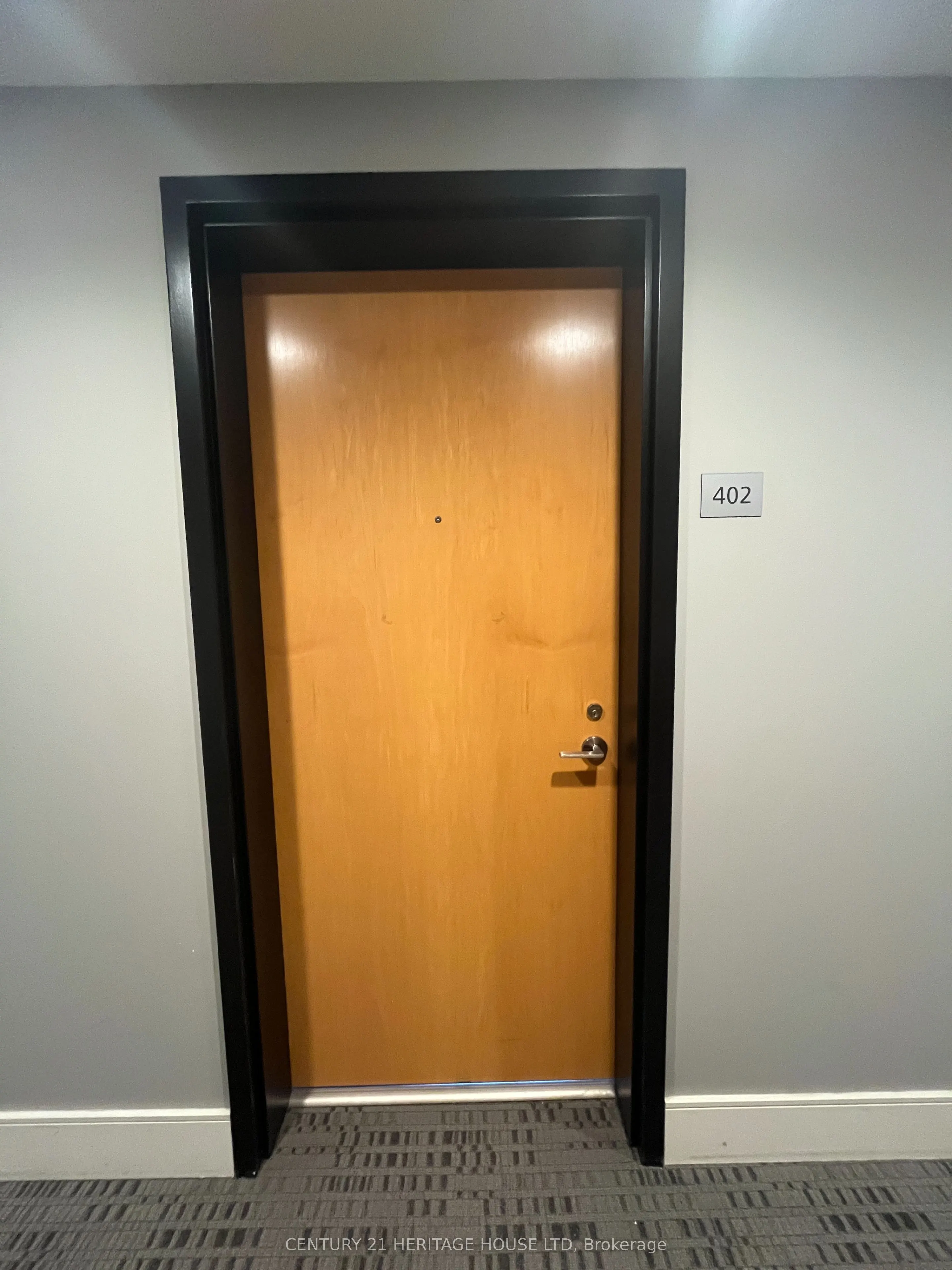 155 St Leger Street #402