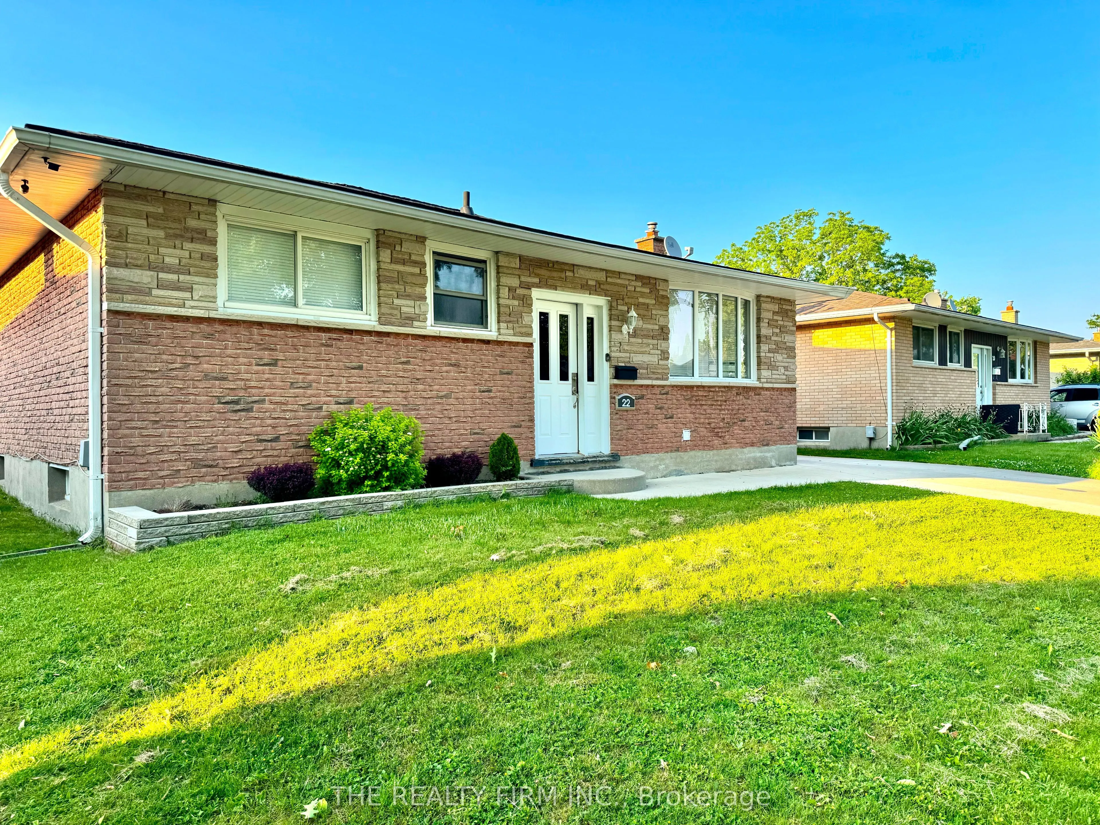 22 Archer Crescent