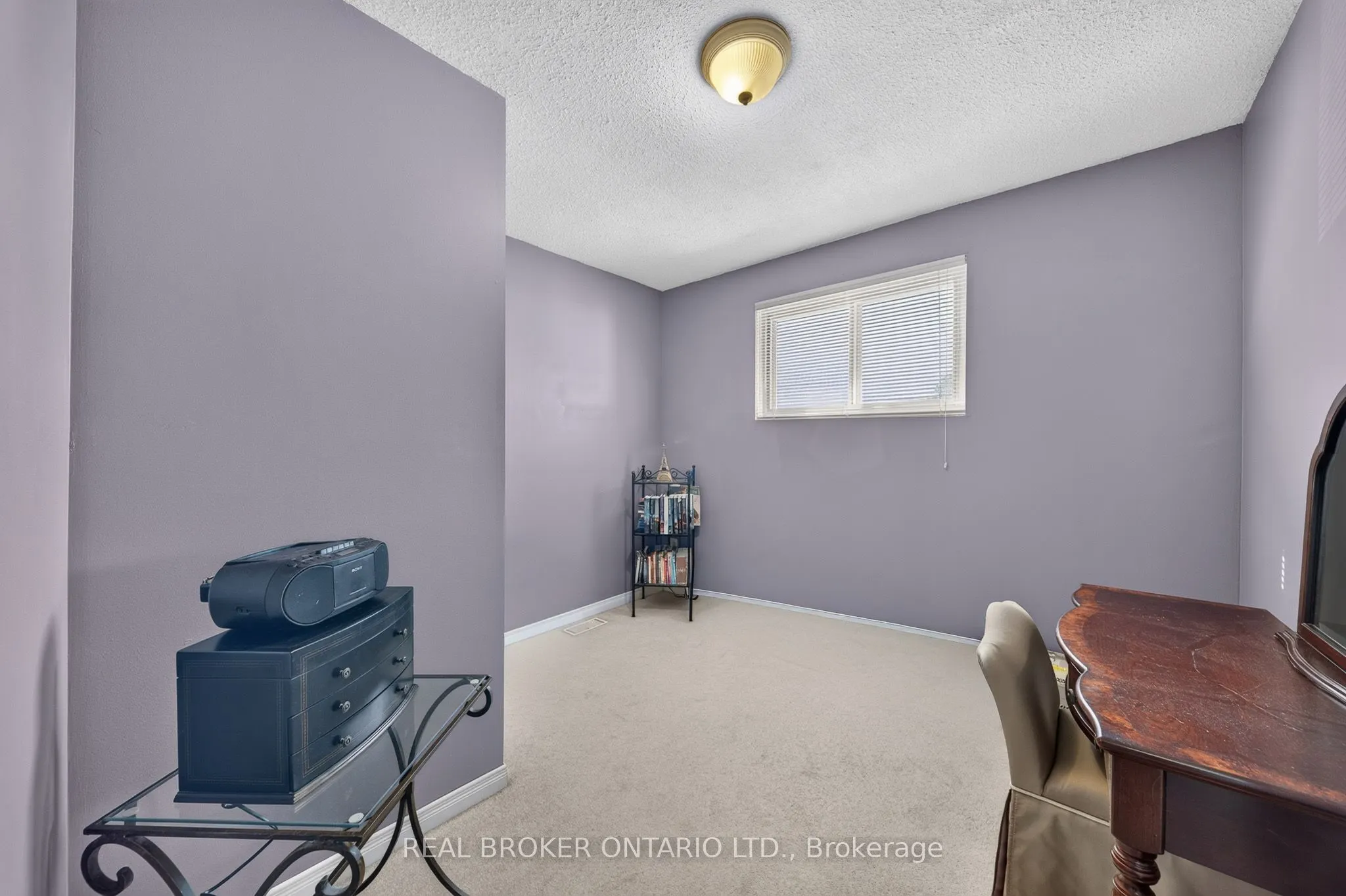 76 Golden Orchard Drive