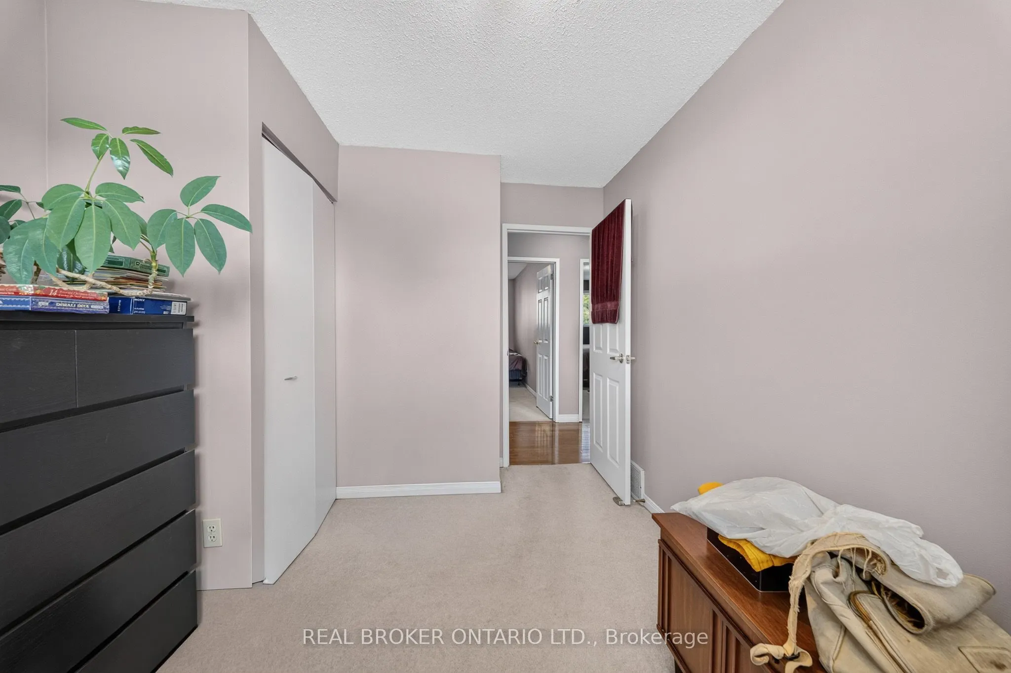 76 Golden Orchard Drive
