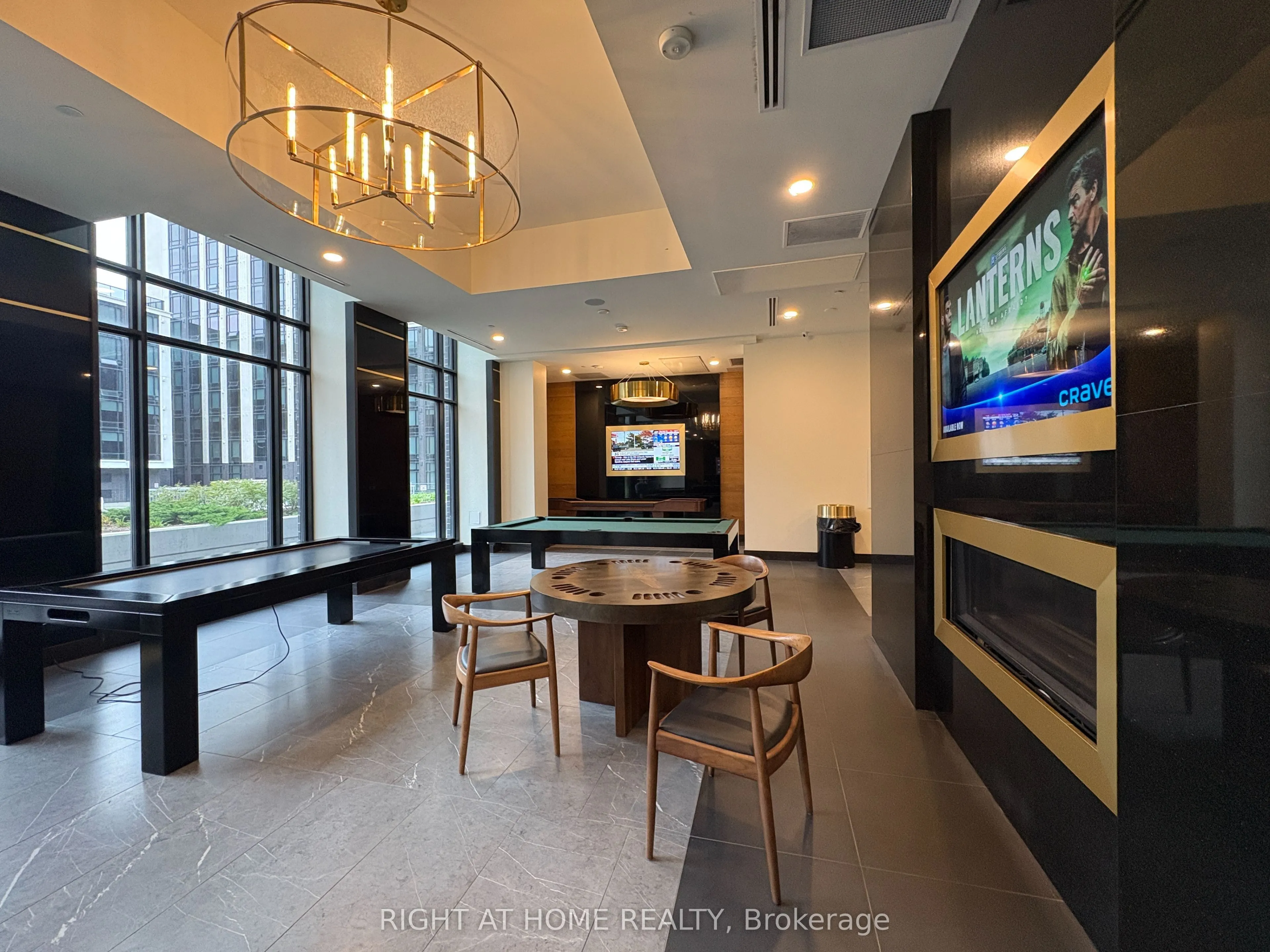 145 Columbia Street W #S- 2225