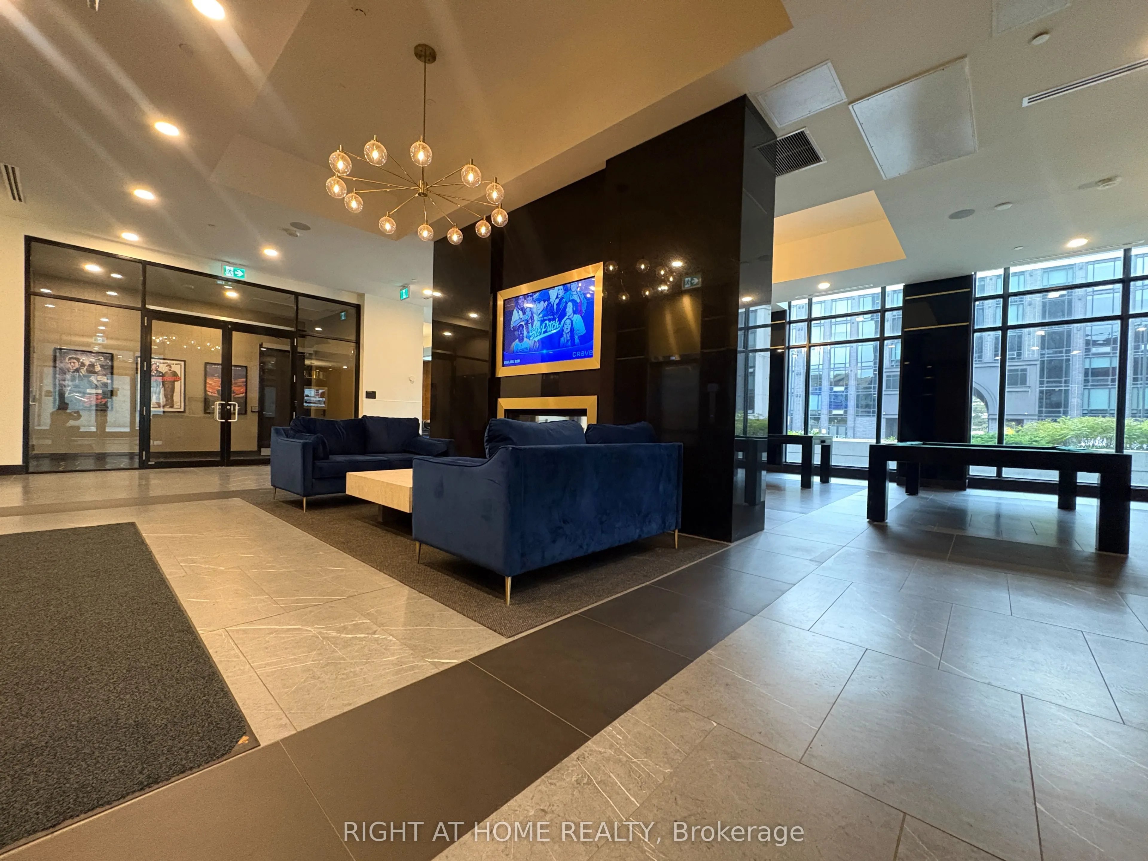 145 Columbia Street W #S- 2225