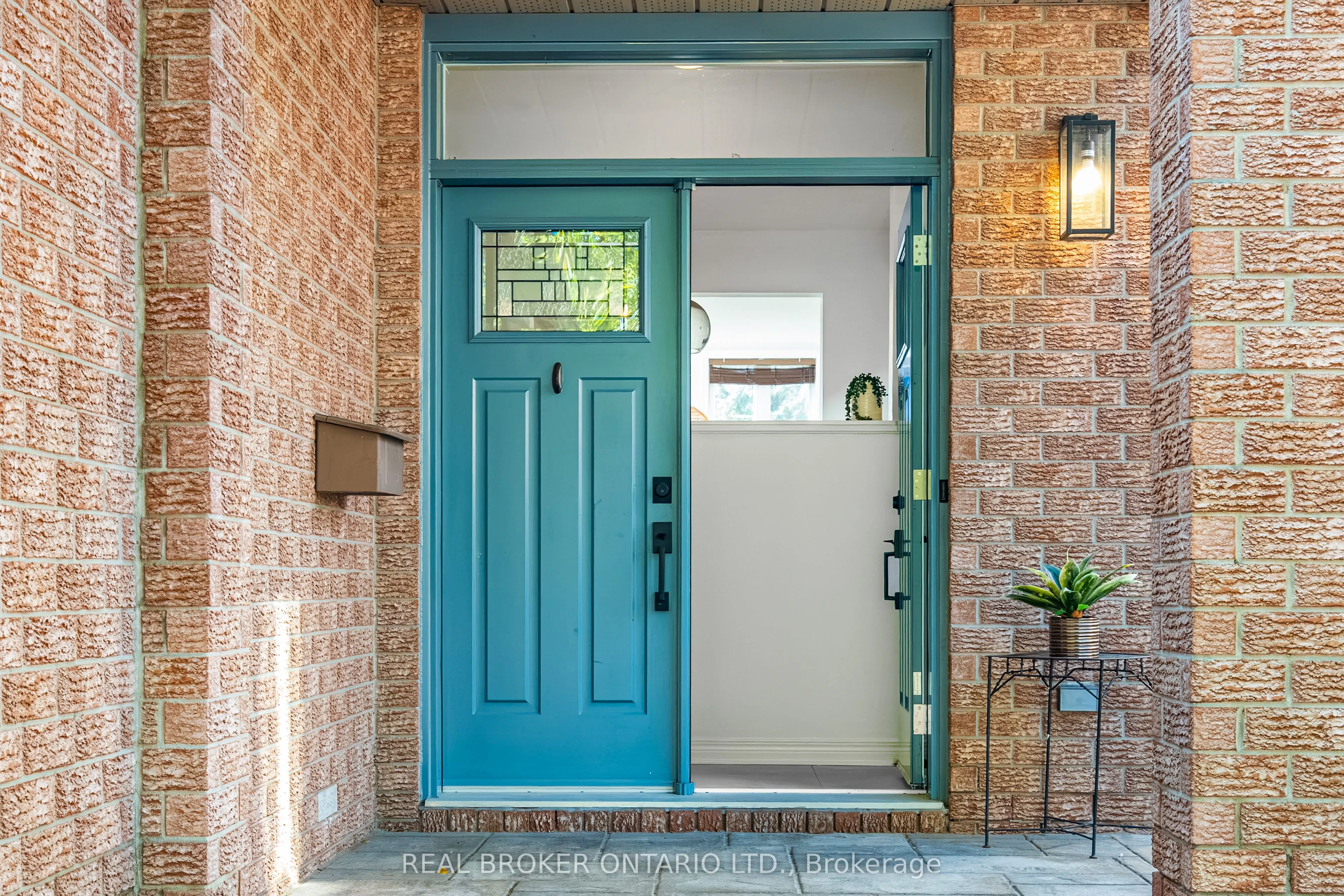191 Thornbury Crescent