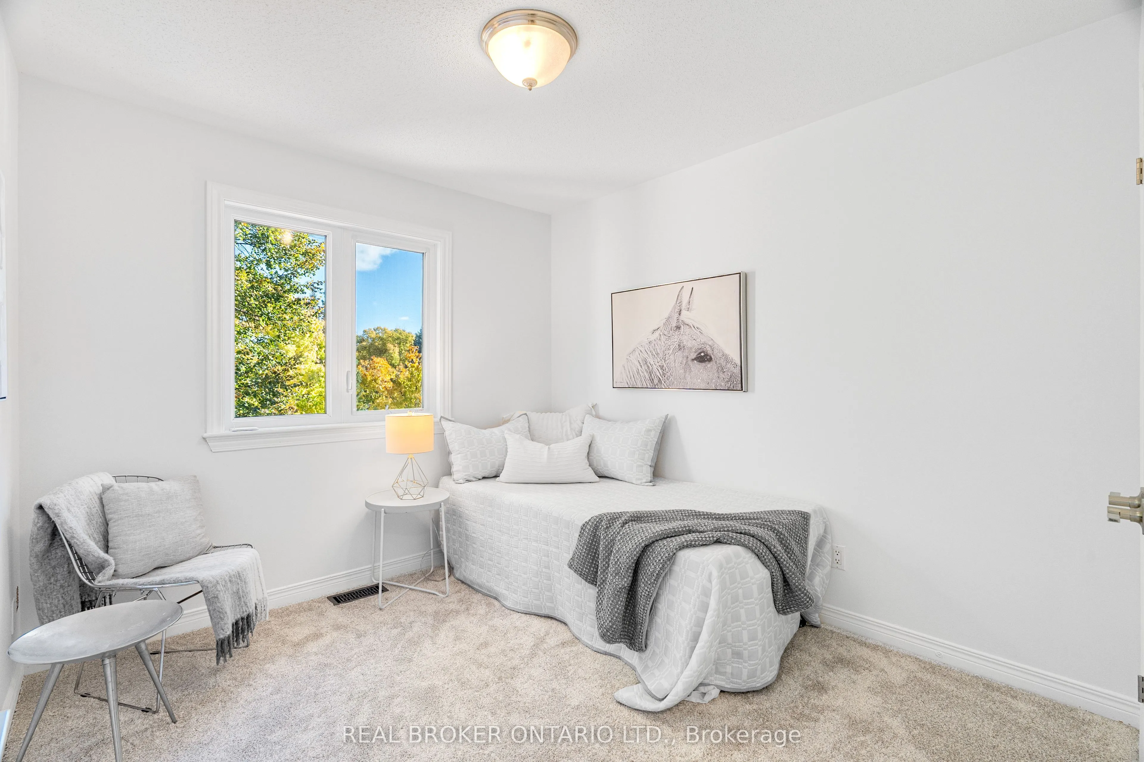 191 Thornbury Crescent