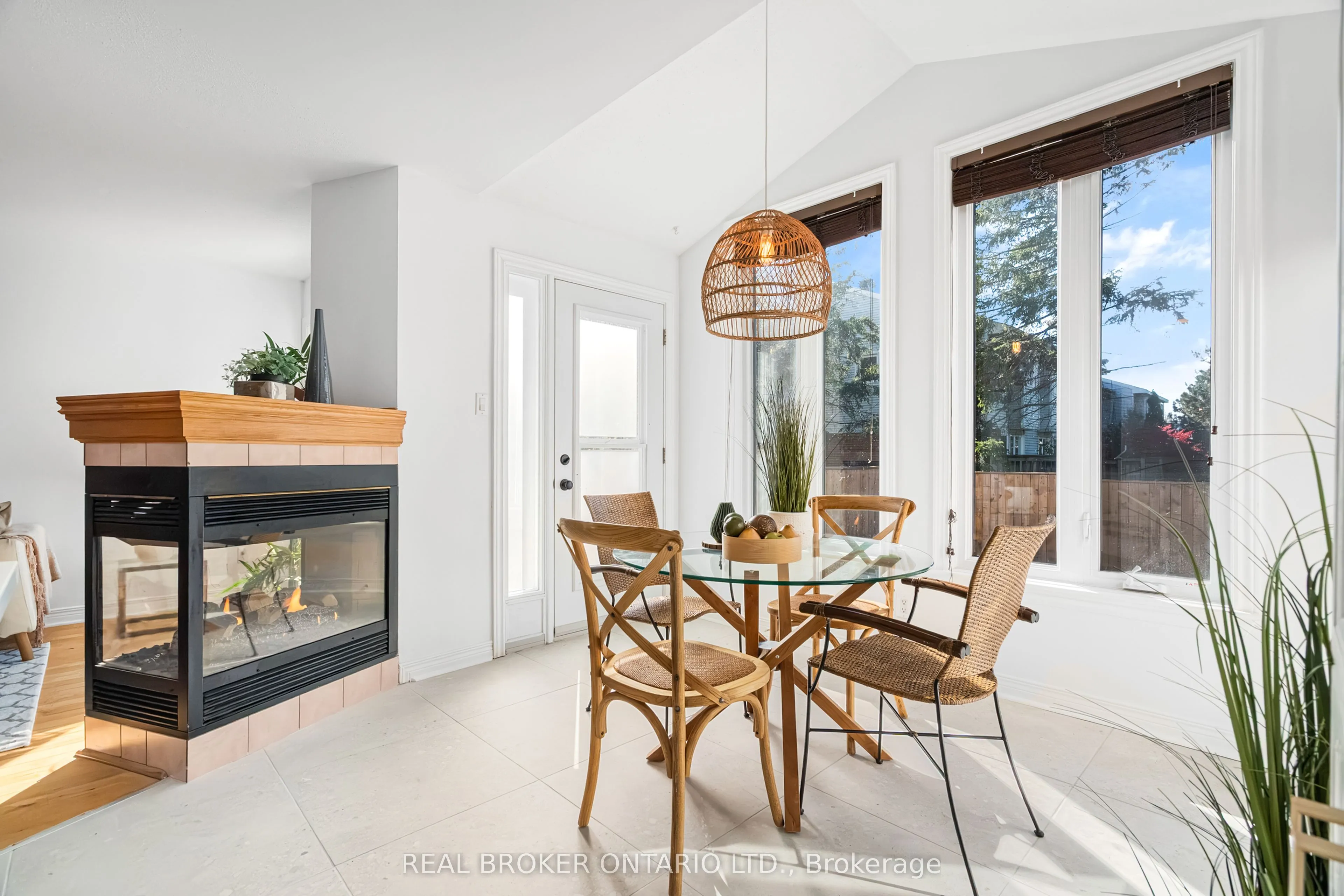 191 Thornbury Crescent