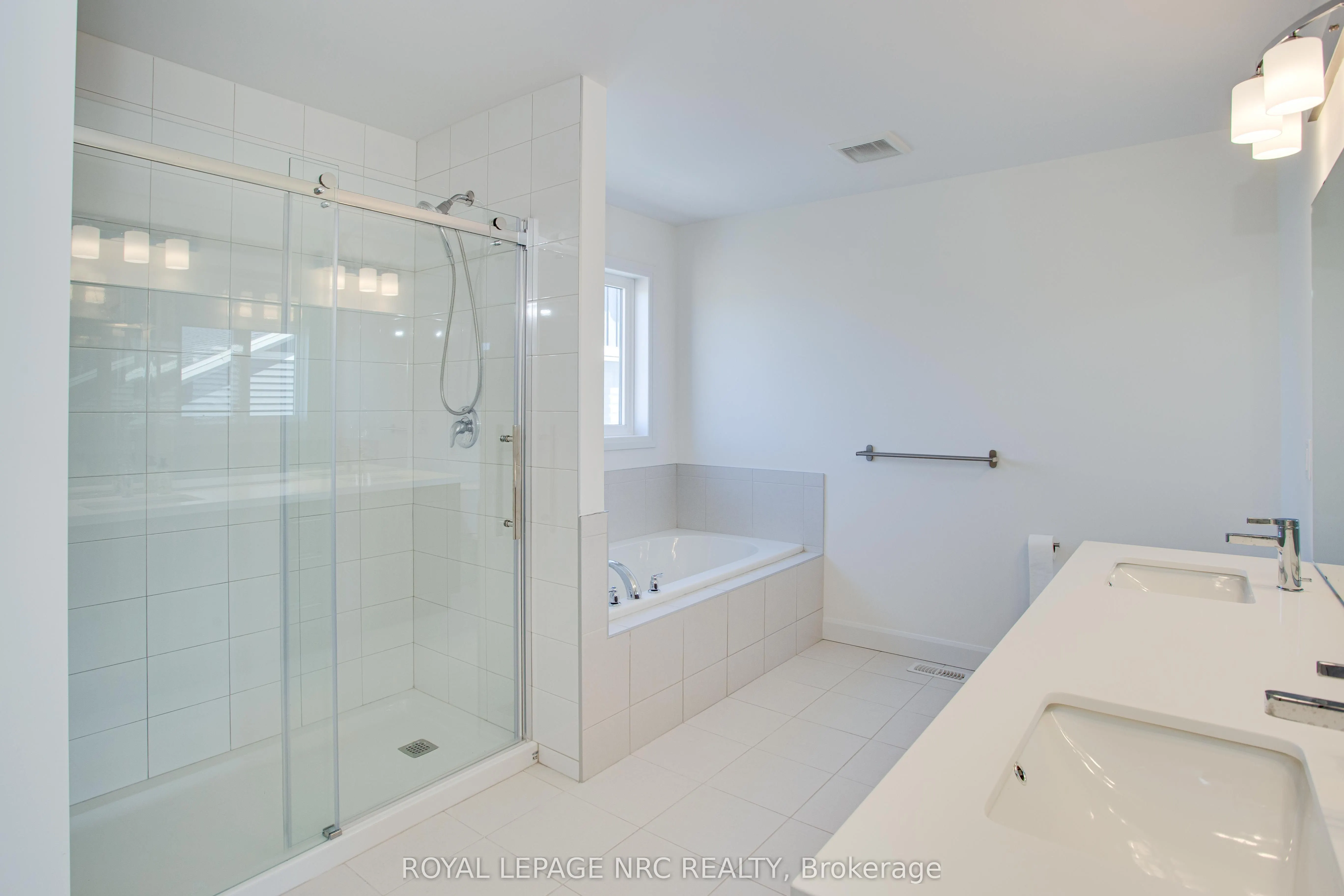 78 Beach Walk Crescent