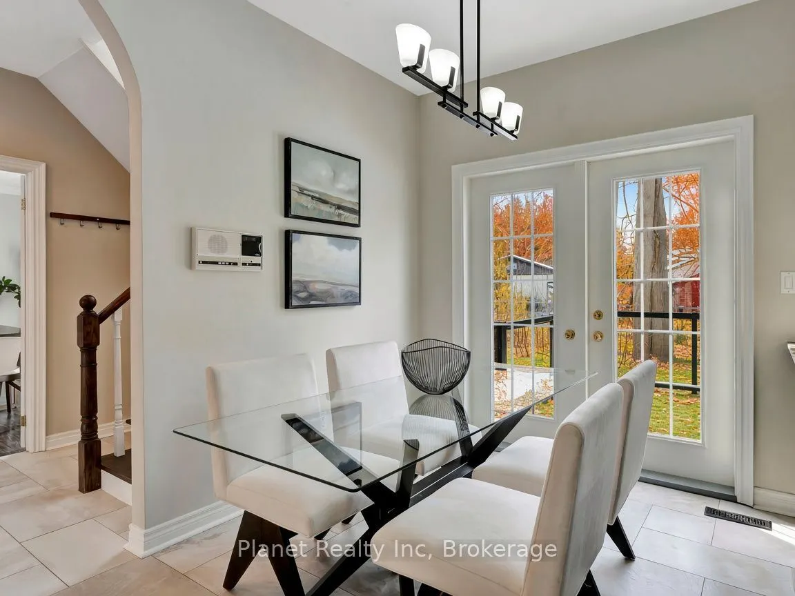 25 Manor Park Crescent #7