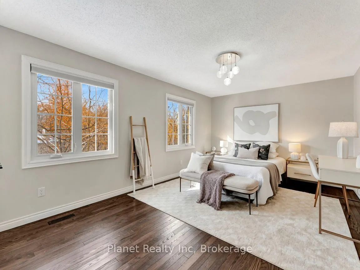 25 Manor Park Crescent #7