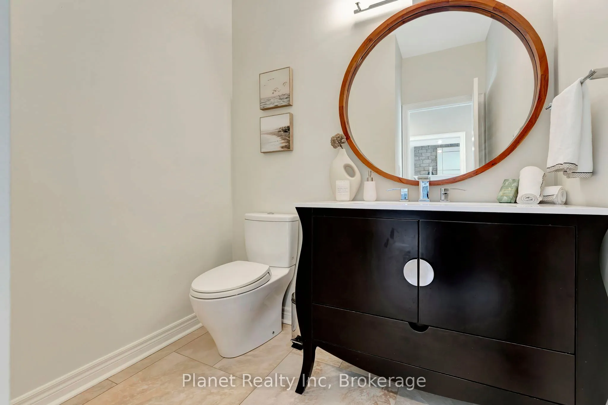 25 Manor Park Crescent #7