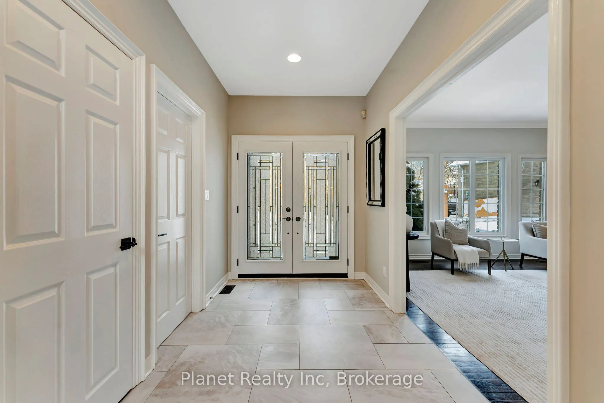 25 Manor Park Crescent #7
