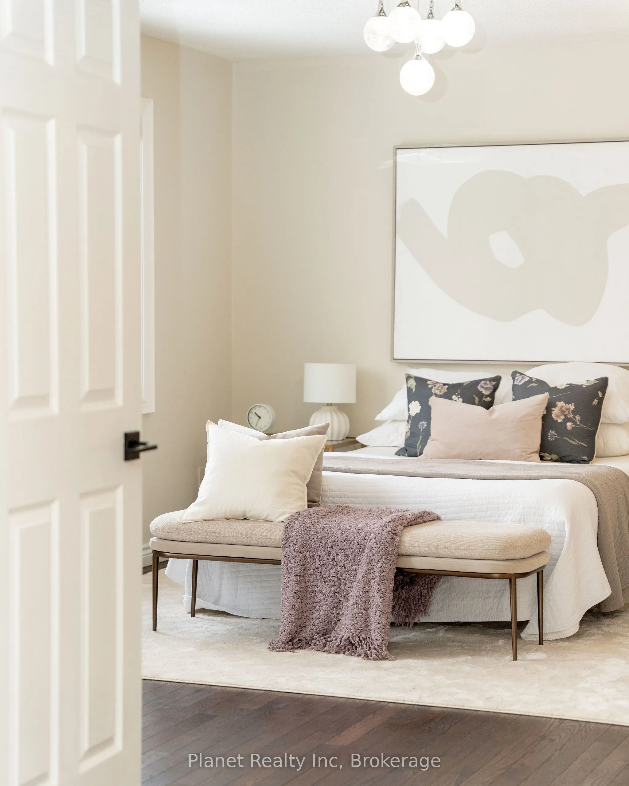 25 Manor Park Crescent #7