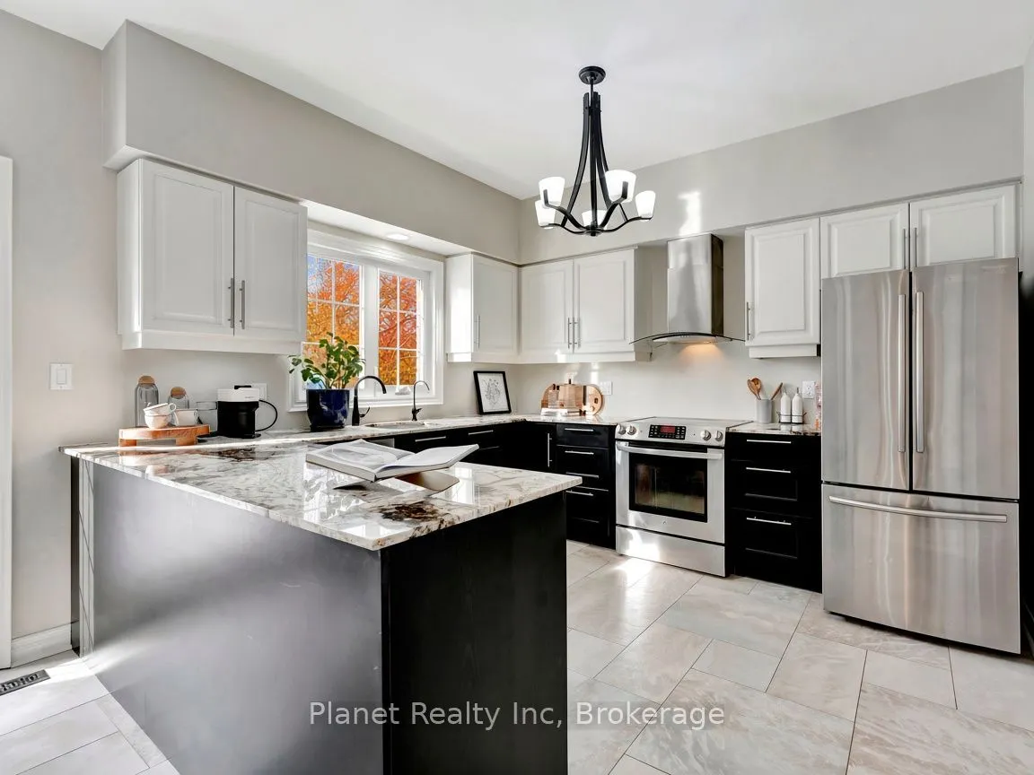 25 Manor Park Crescent #7
