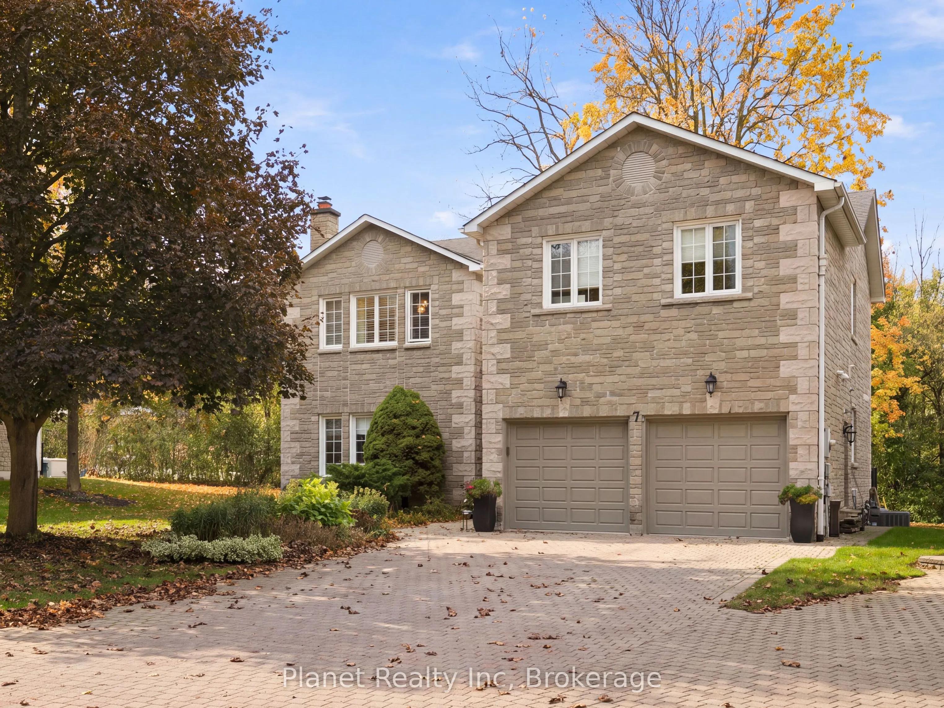 25 Manor Park Crescent #7