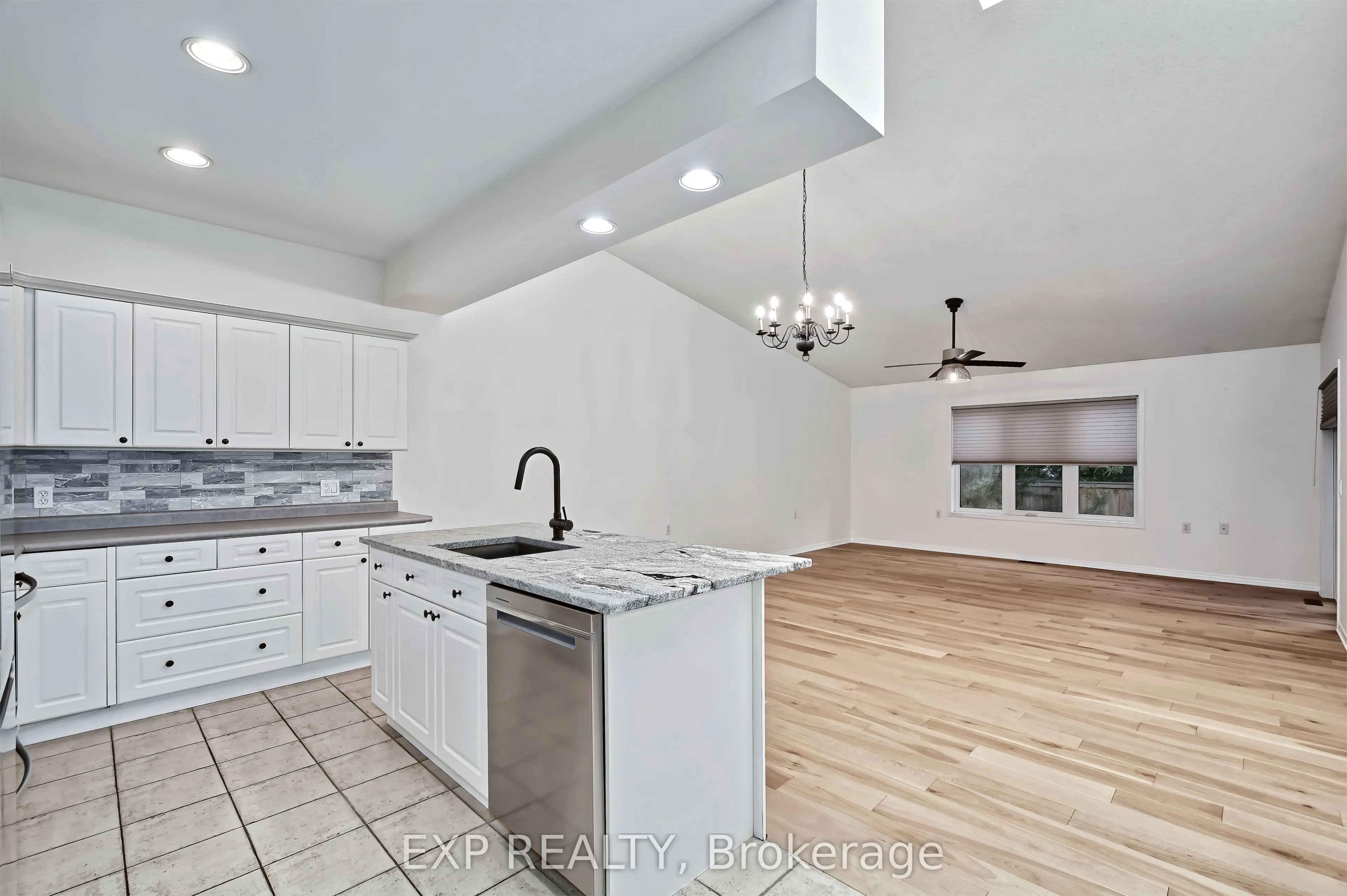 1337 Commissioners Rd Road W #17