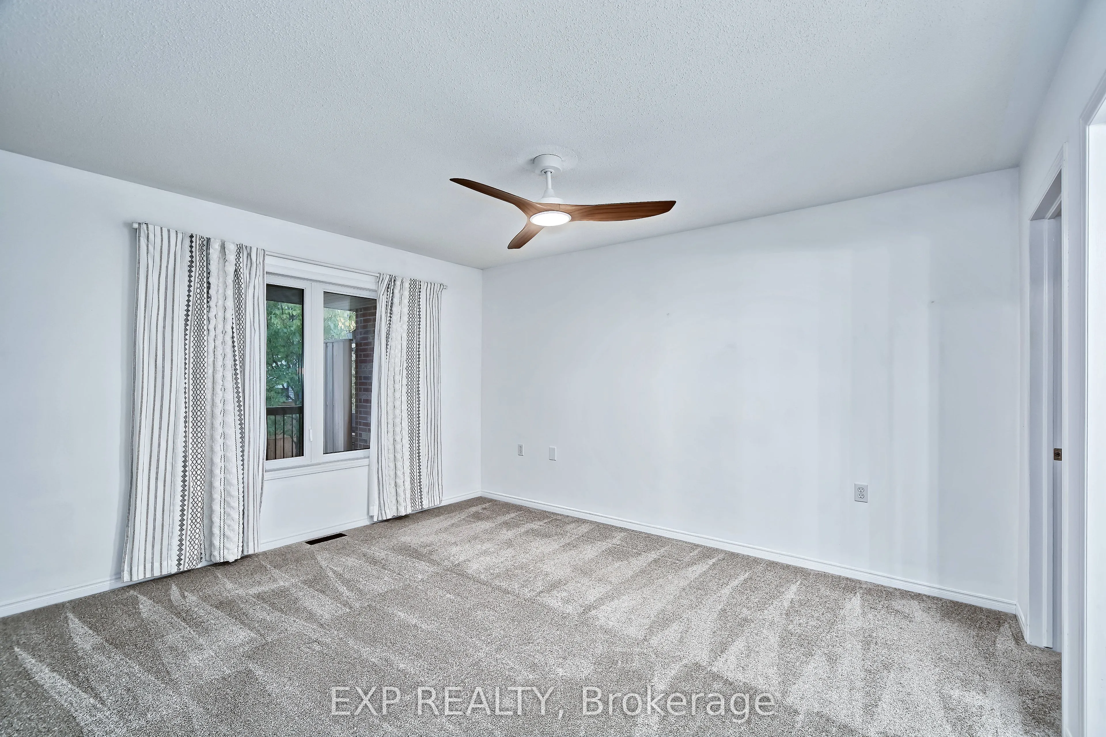 1337 Commissioners Rd Road W #17