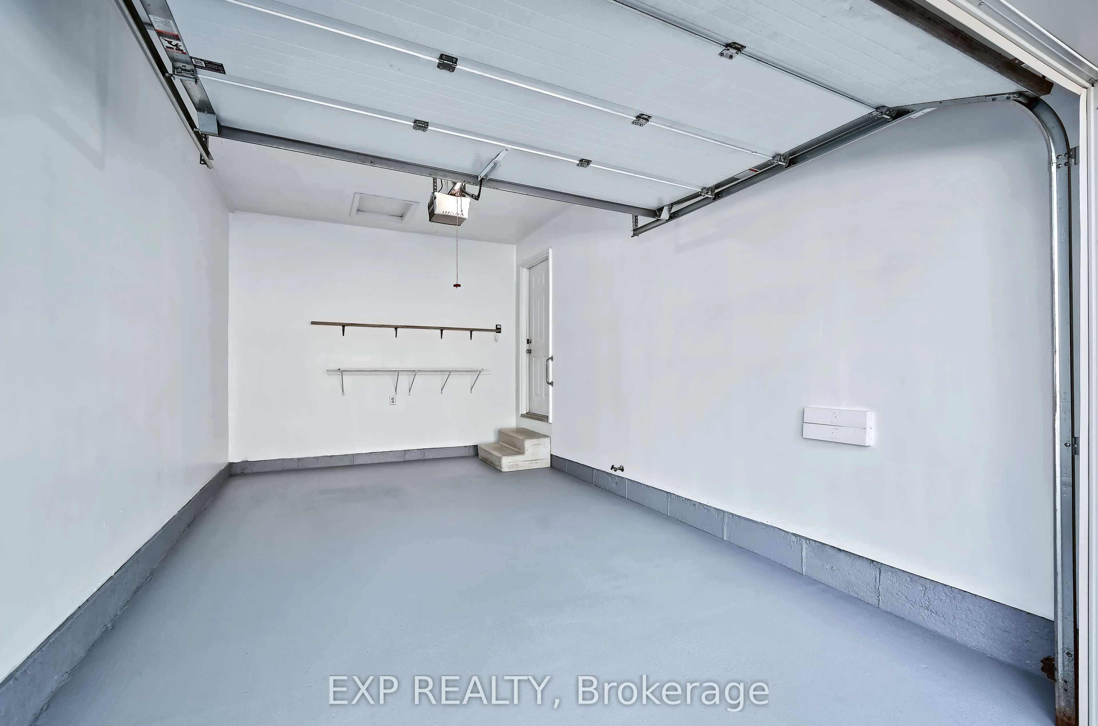 1337 Commissioners Rd Road W #17