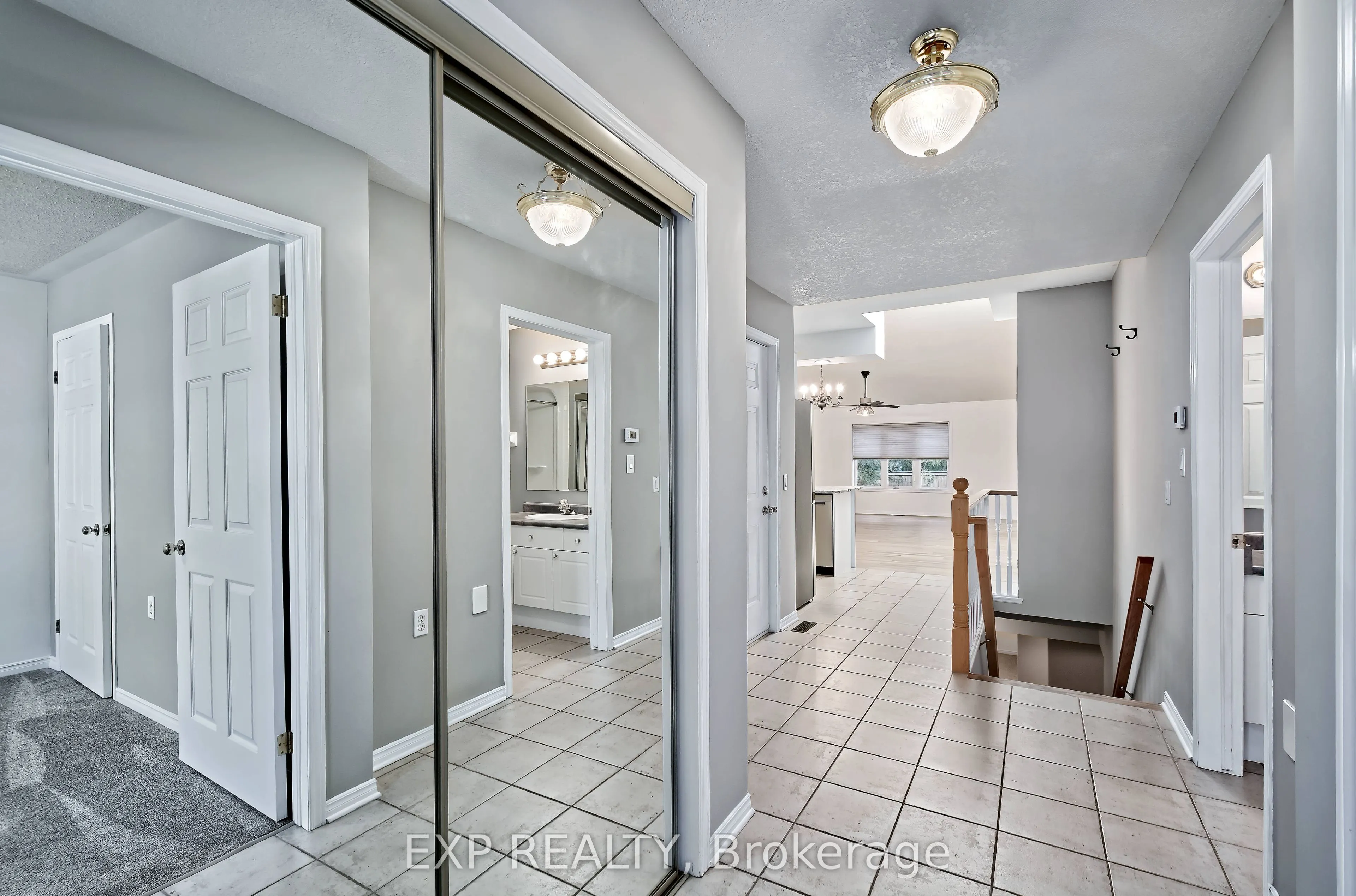 1337 Commissioners Rd Road W #17