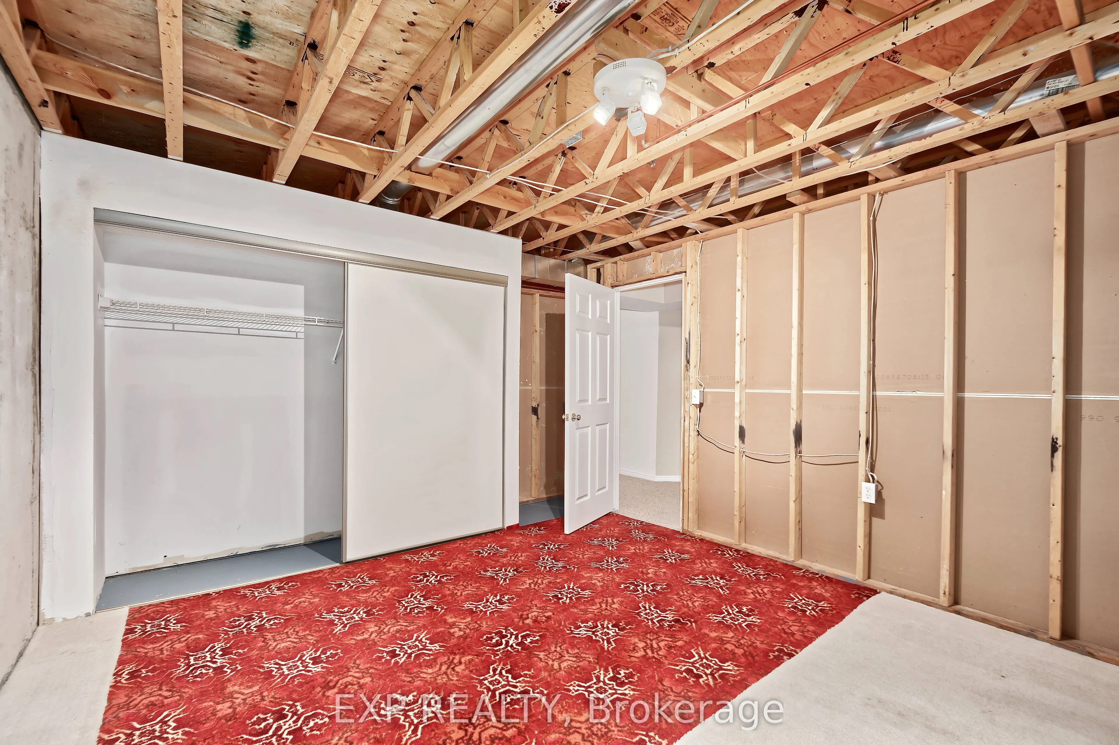 1337 Commissioners Rd Road W #17