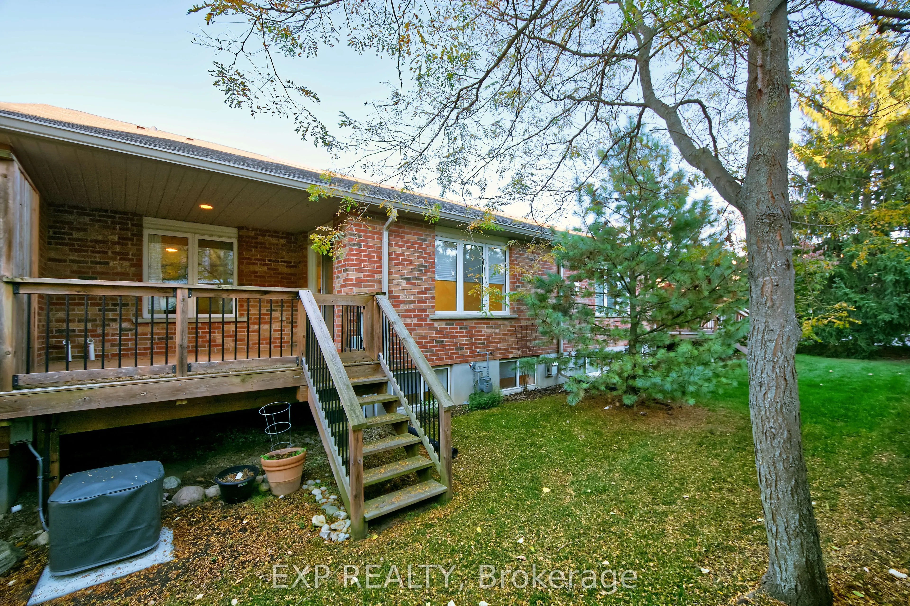 1337 Commissioners Rd Road W #17