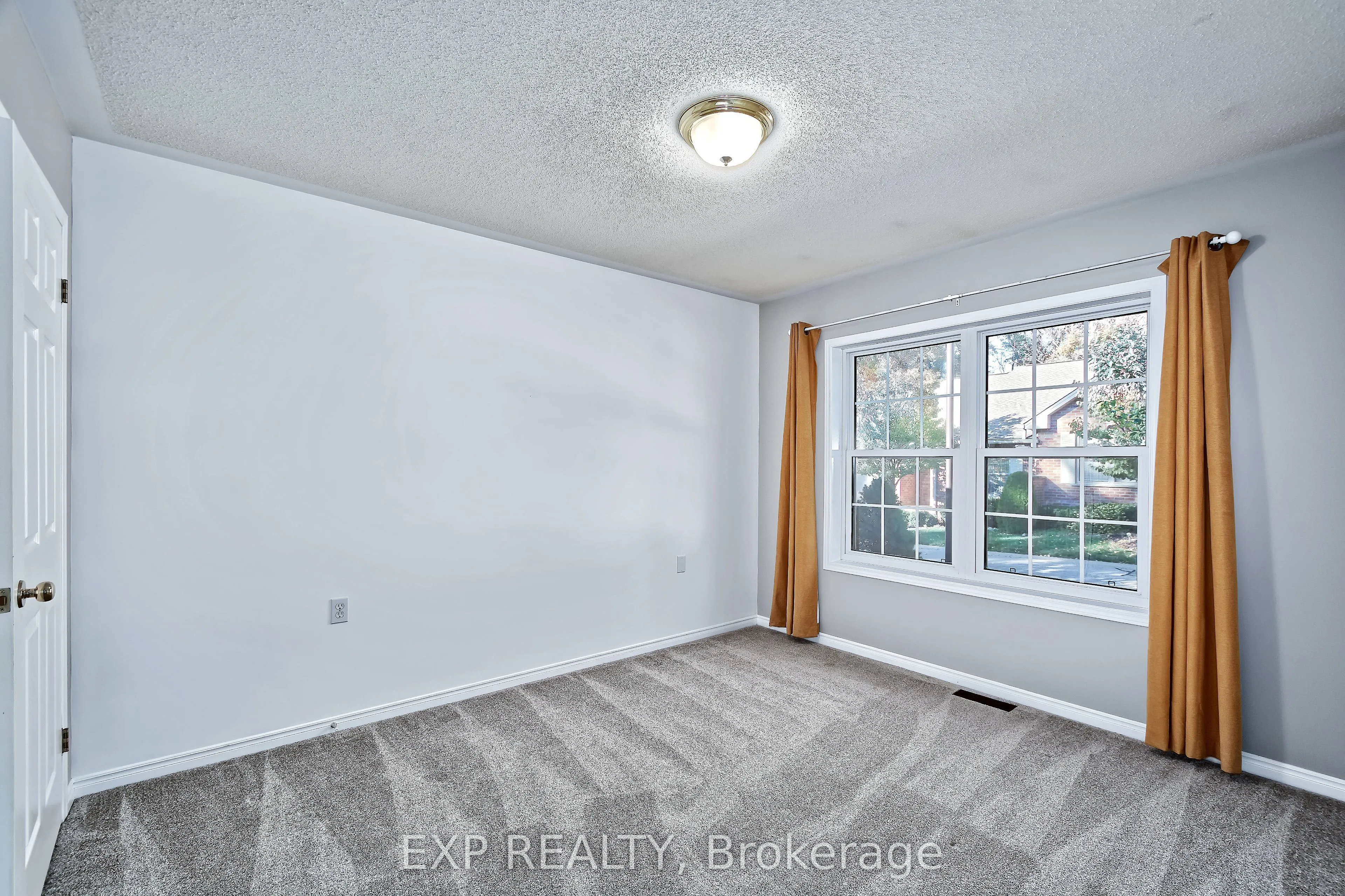 1337 Commissioners Rd Road W #17