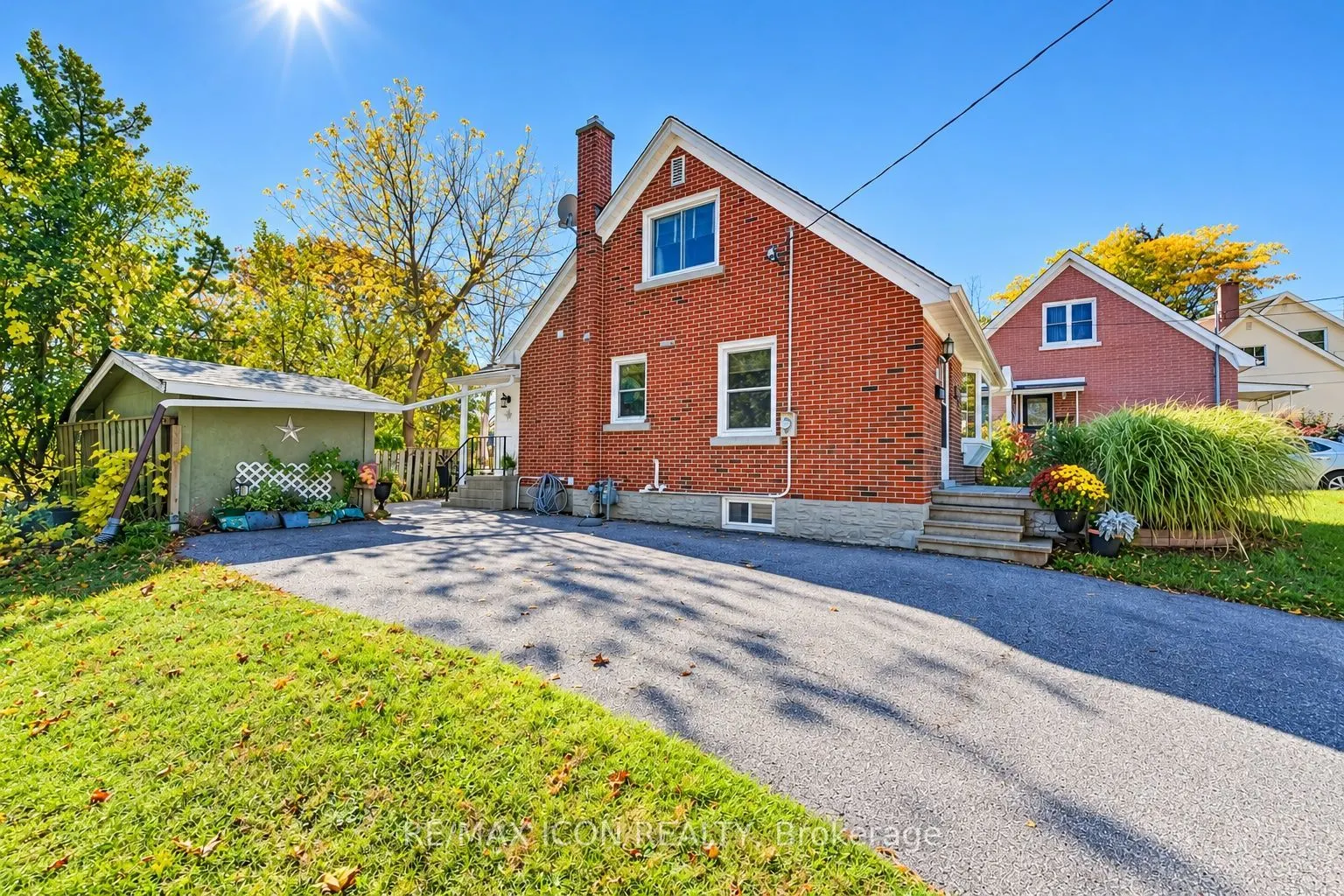 35 Pleasant Avenue