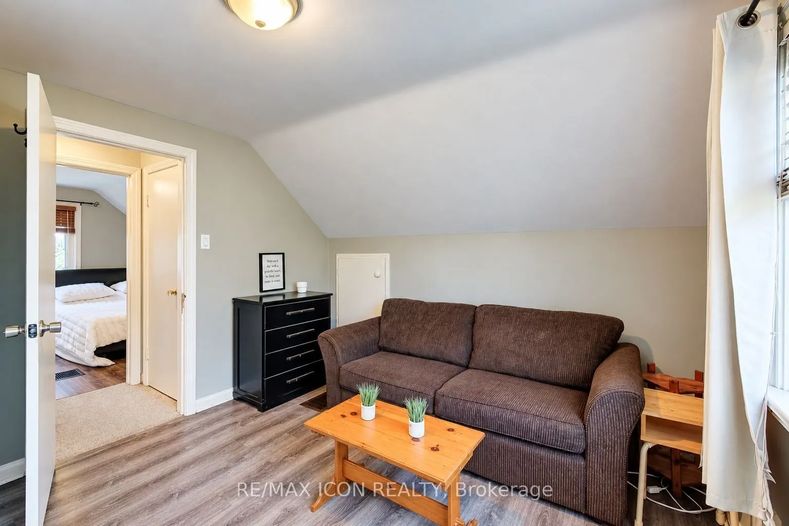 35 Pleasant Avenue