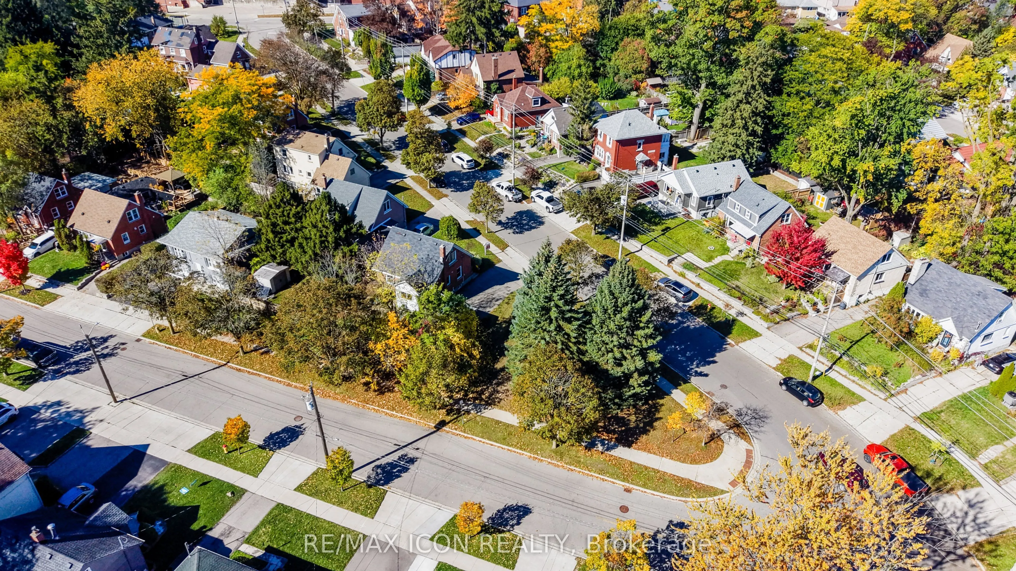35 Pleasant Avenue