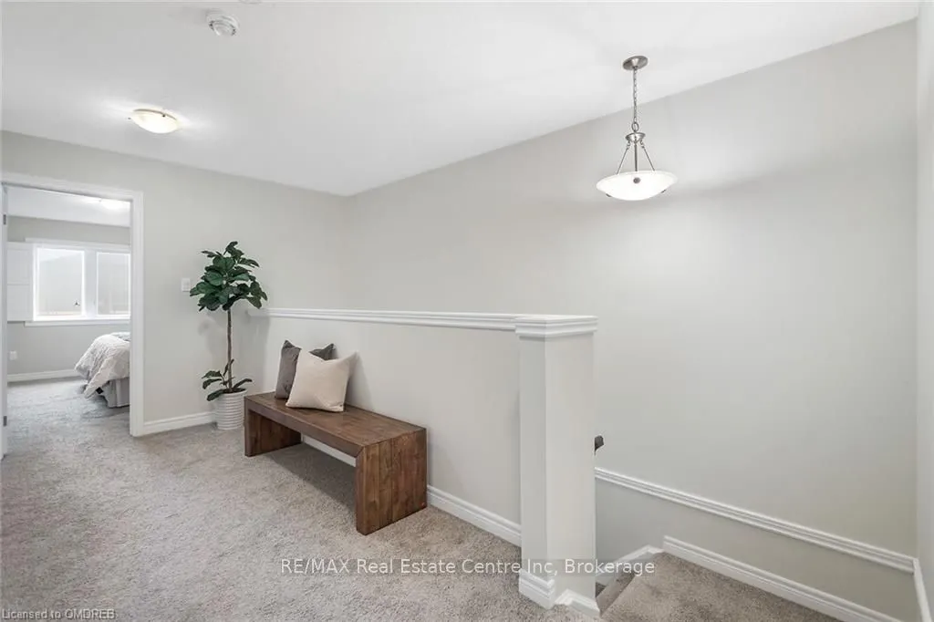 222 POPPY Drive E