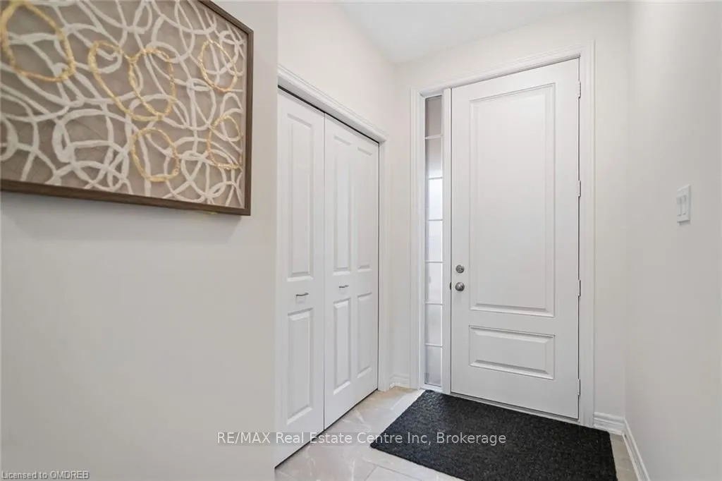 222 POPPY Drive E