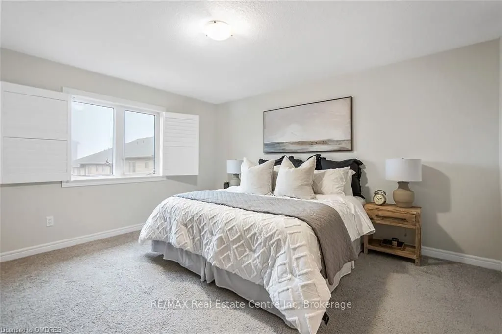 222 POPPY Drive E