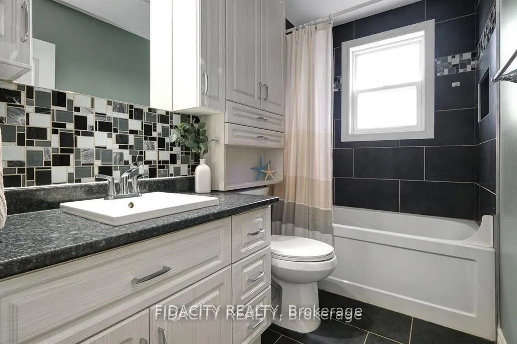 1336 St Jacques Road