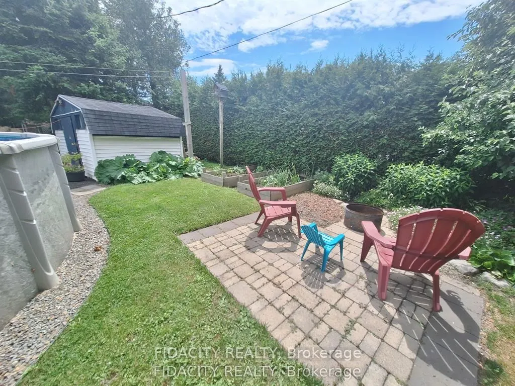 1336 St Jacques Road