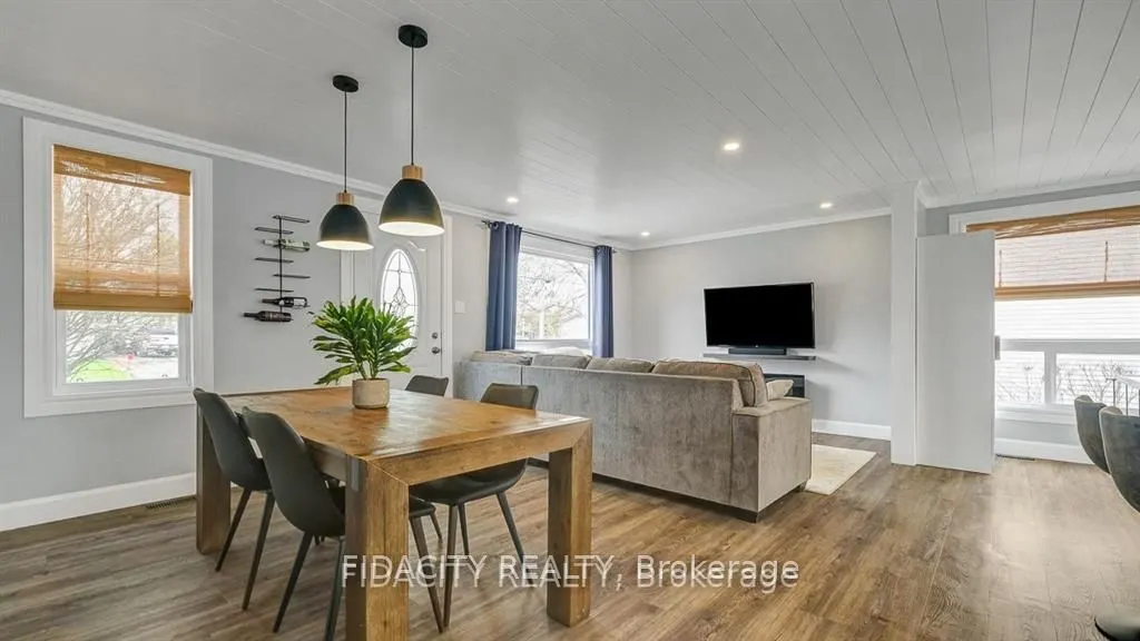 1336 St Jacques Road