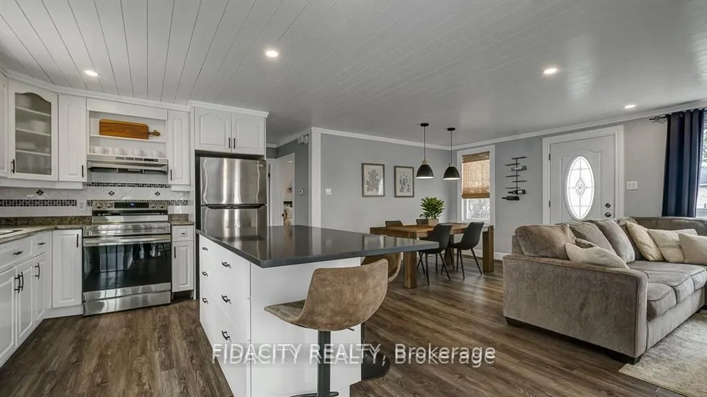 1336 St Jacques Road