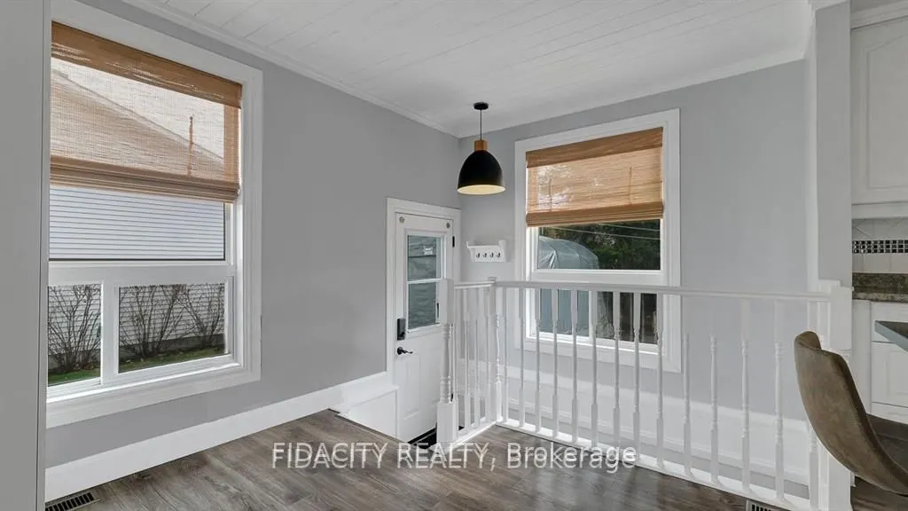 1336 St Jacques Road