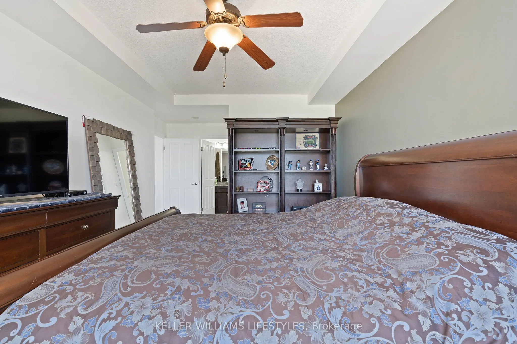 1030 Coronation Drive #1004