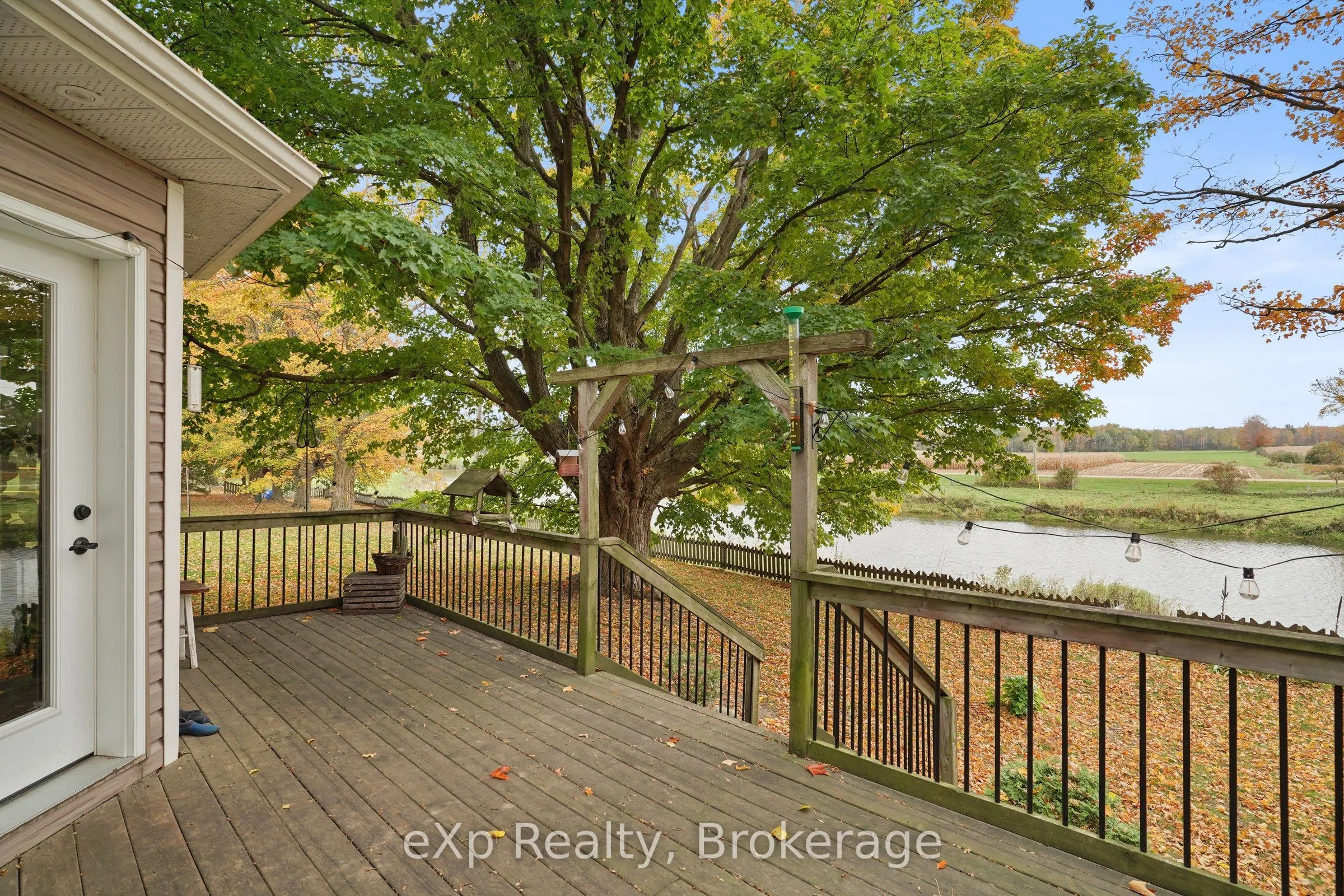 42123 Amberley Road