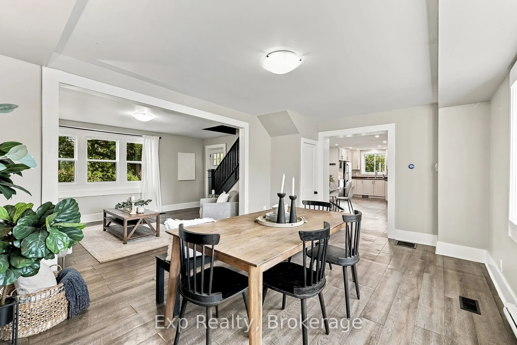 6397 Old Highway 2