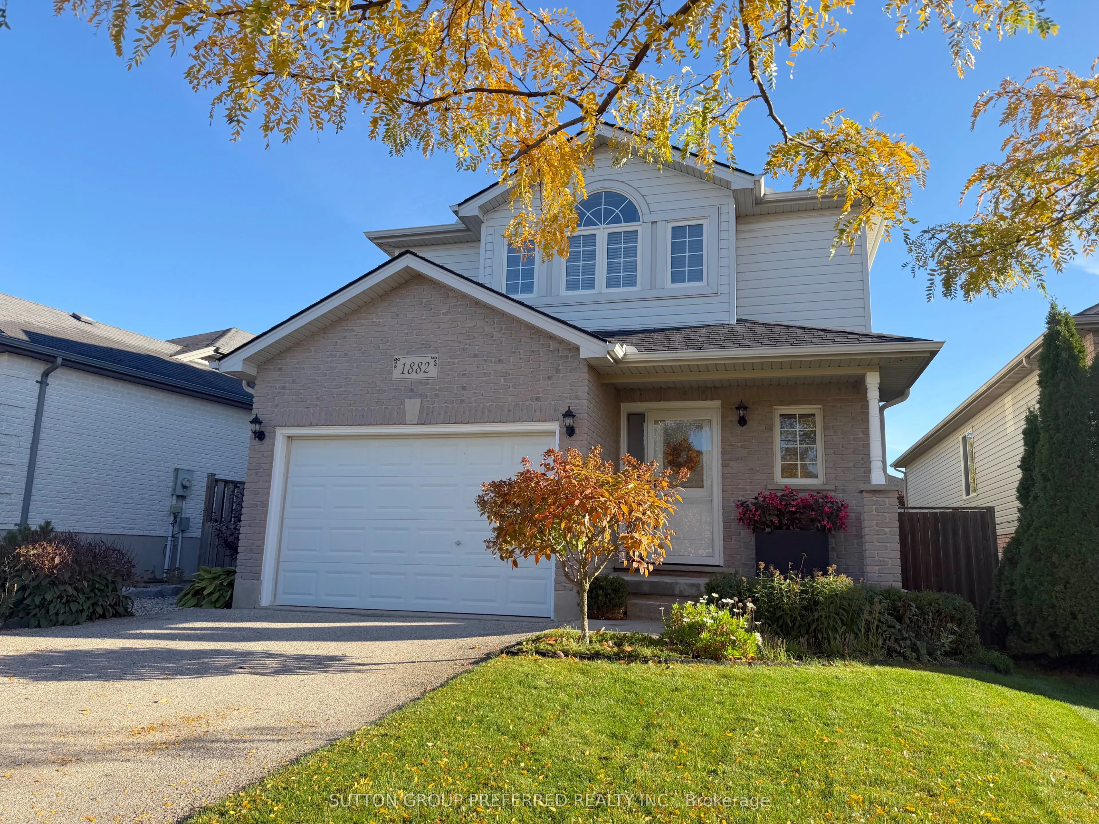 1882 Father Dalton Avenue