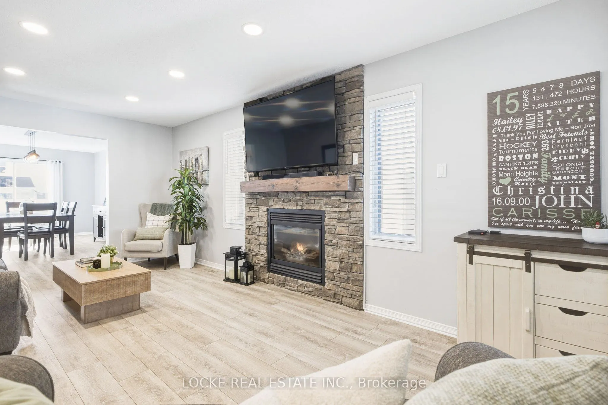 2174 Saturn Crescent